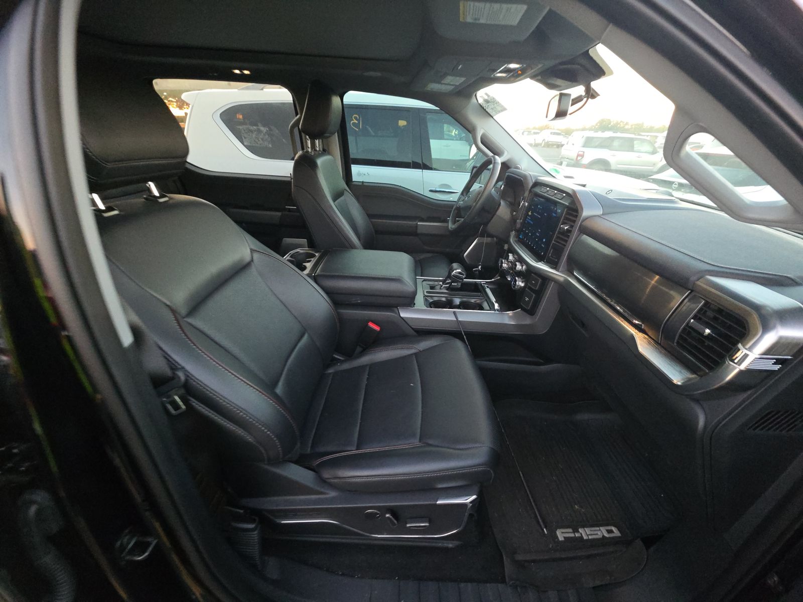 2023 Ford F-150 Hybrid Lariat AWD