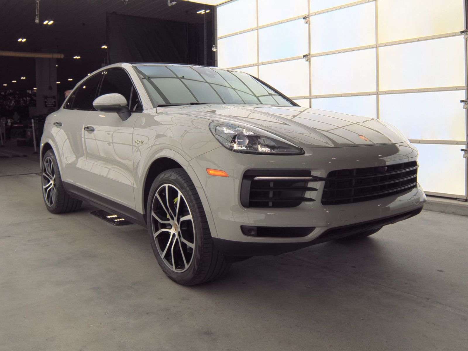 2023 Porsche Cayenne E-Hybrid AWD