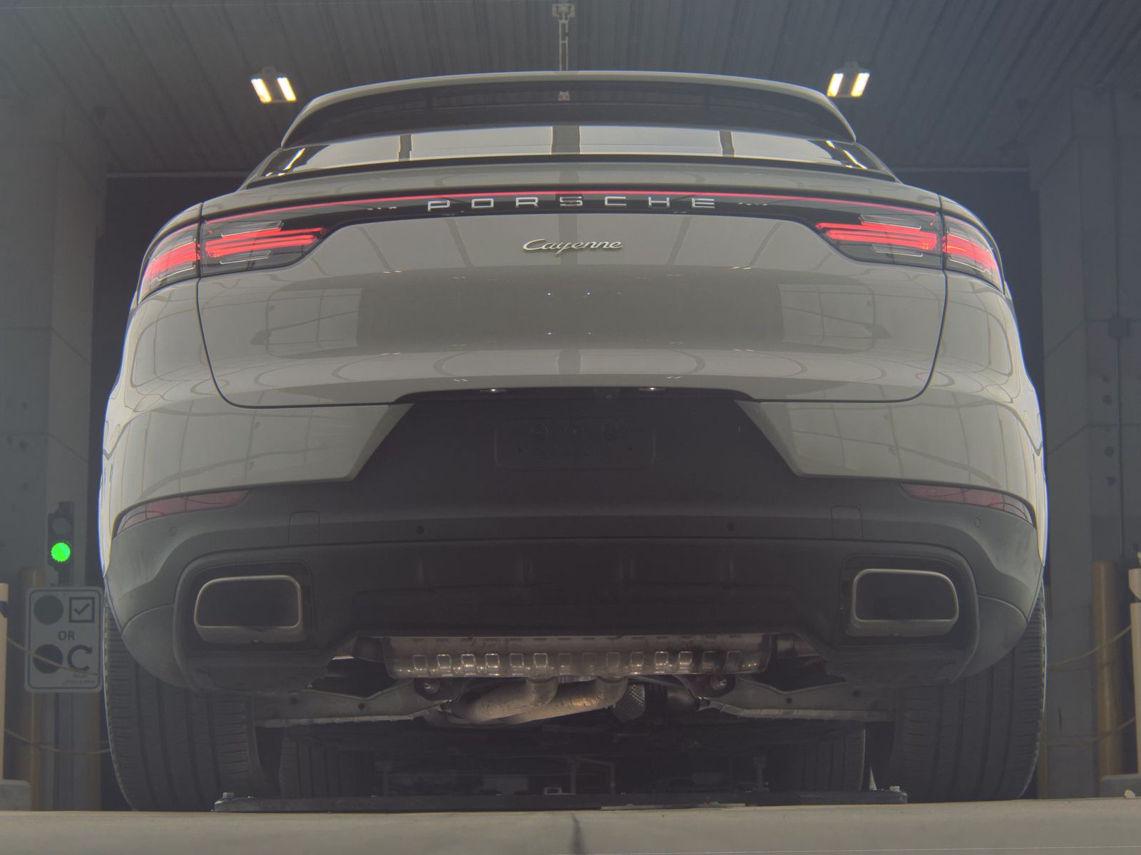 2023 Porsche Cayenne E-Hybrid AWD