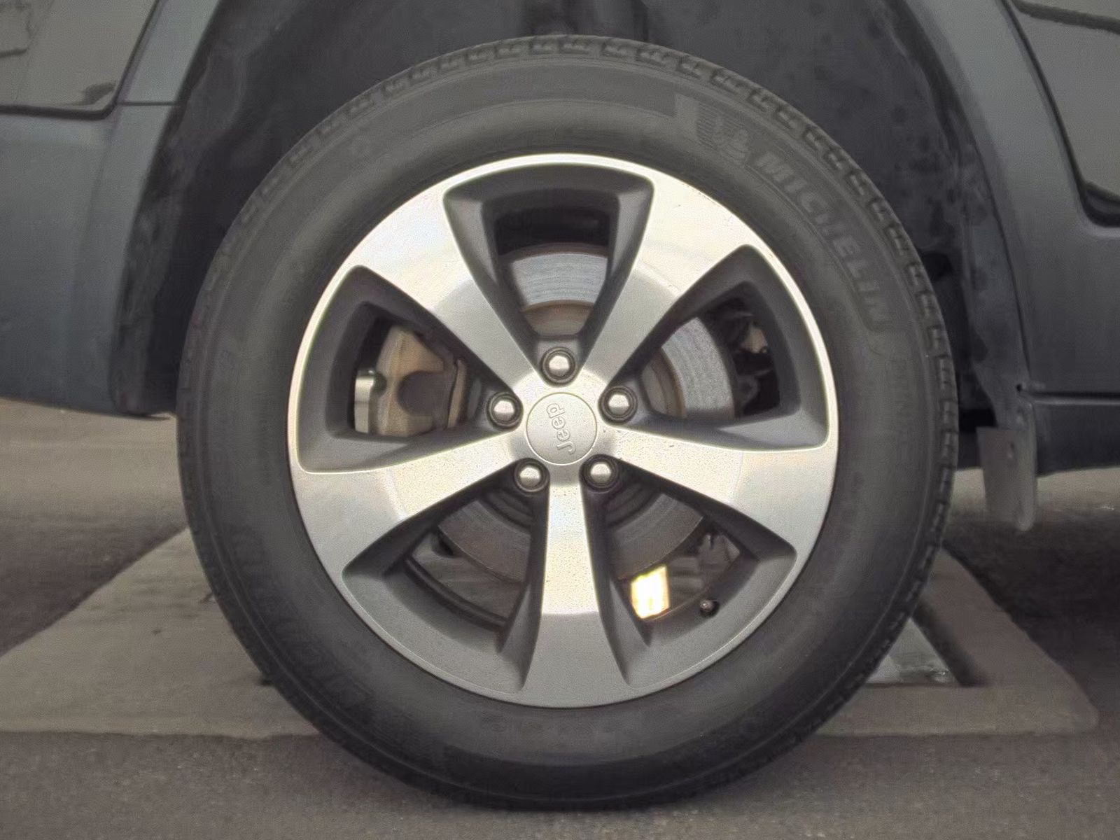 2019 Jeep Cherokee Limited AWD