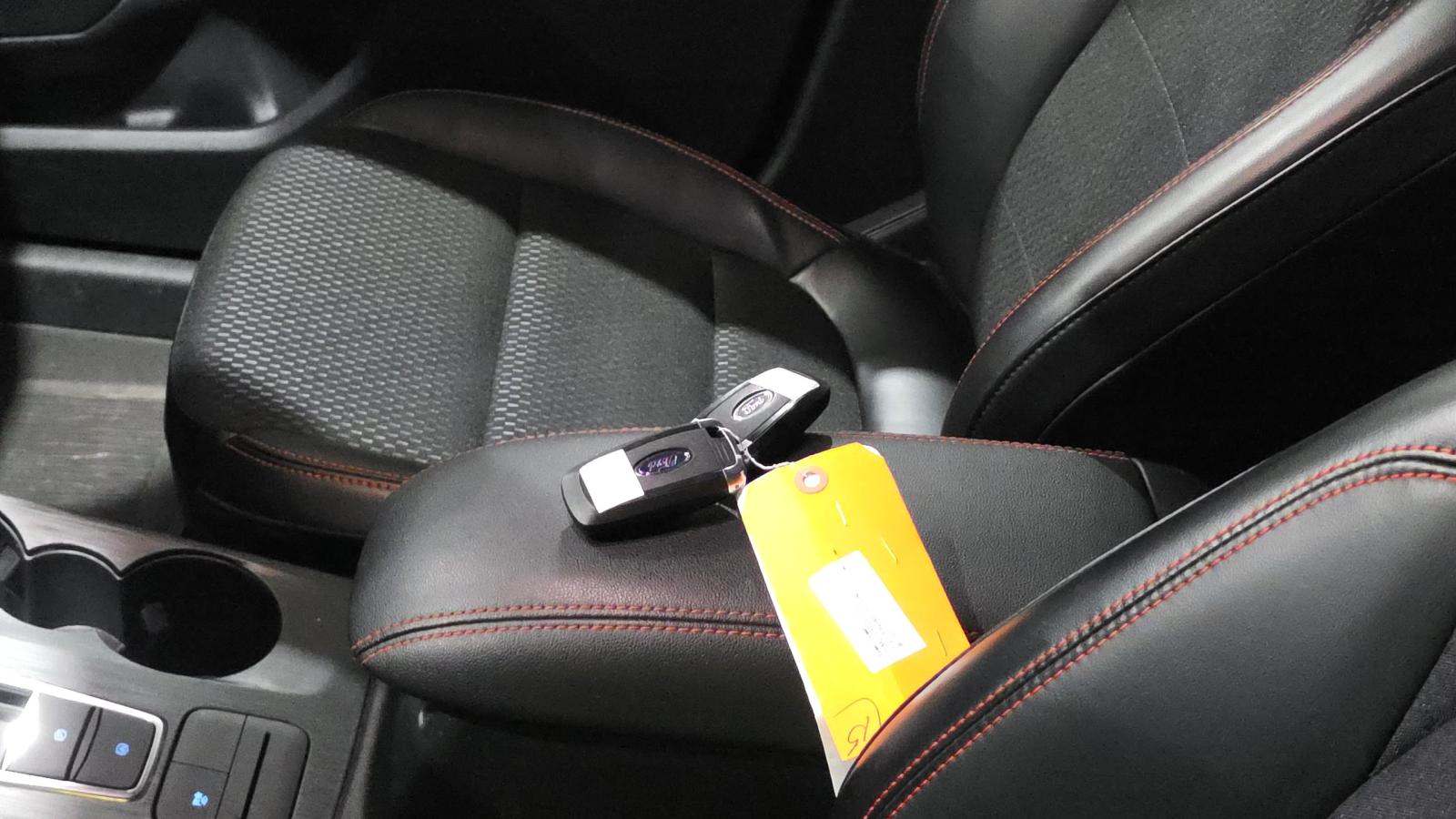 2025 Ford Escape Hybrid ST-Line FWD