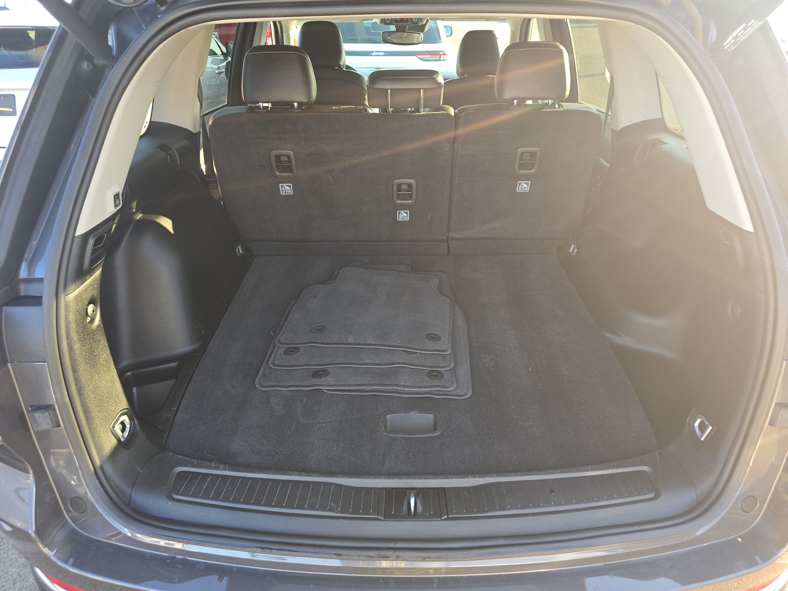 2022 Jeep Grand Cherokee Limited AWD