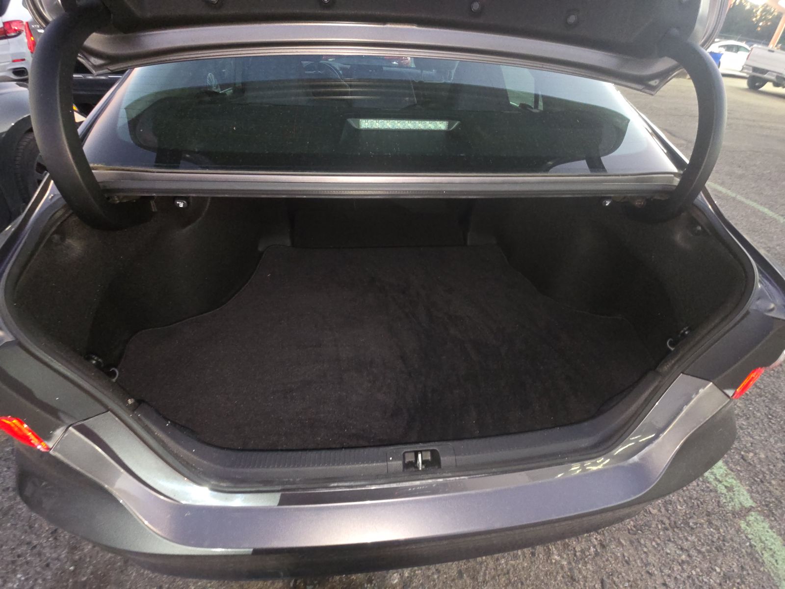 2021 Toyota Camry Hybrid LE FWD