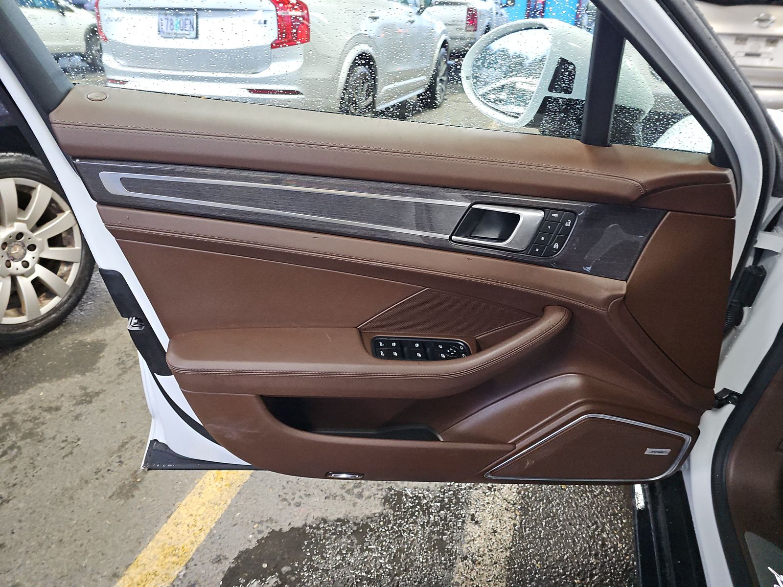 2023 Porsche Panamera GTS AWD