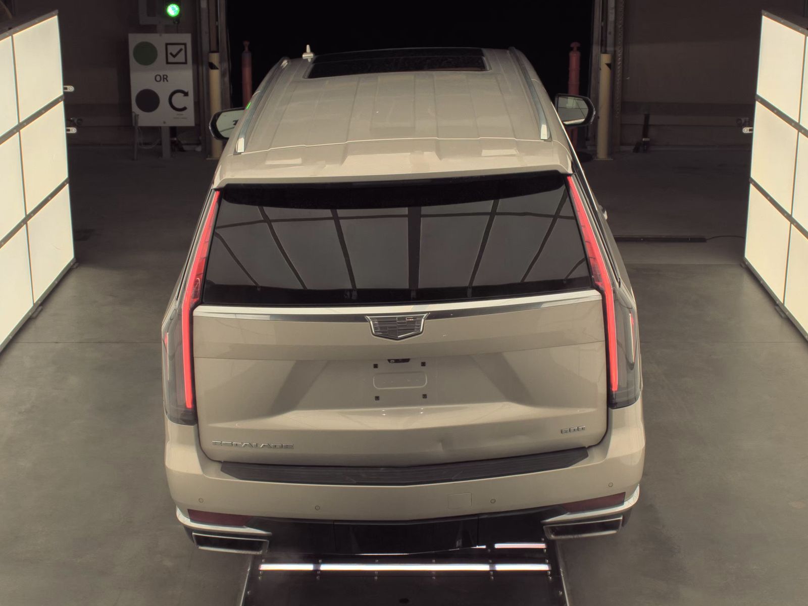 2023 Cadillac Escalade ESV Premium Luxury Platinum AWD