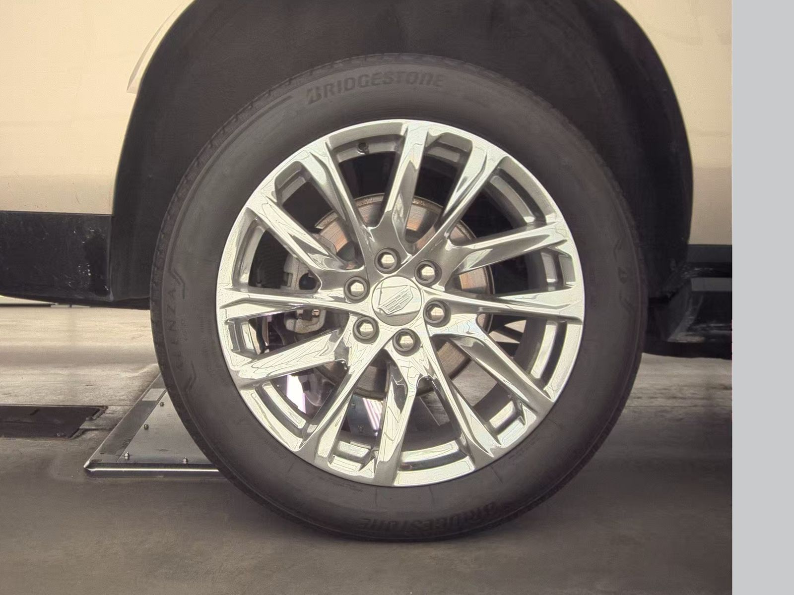 2023 Cadillac Escalade ESV Premium Luxury Platinum AWD