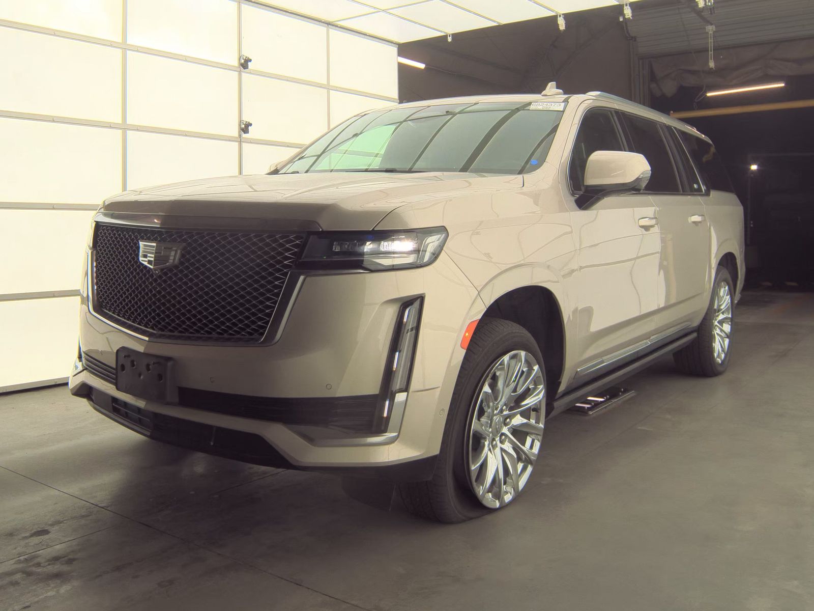 2023 Cadillac Escalade ESV Premium Luxury Platinum AWD