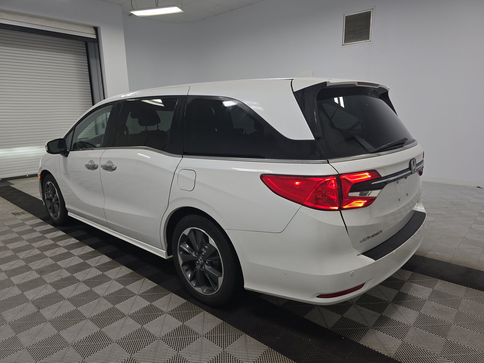 2023 Honda Odyssey Elite FWD