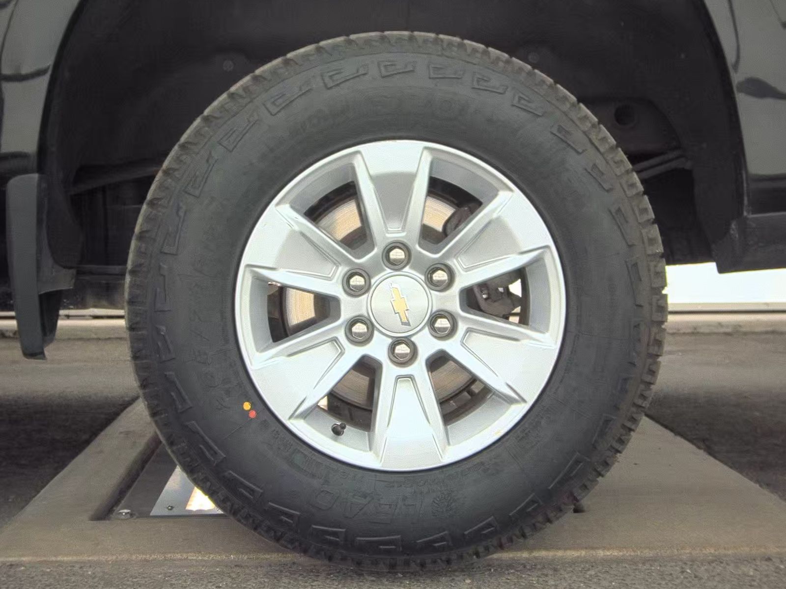 2023 Chevrolet Silverado 1500 LT AWD