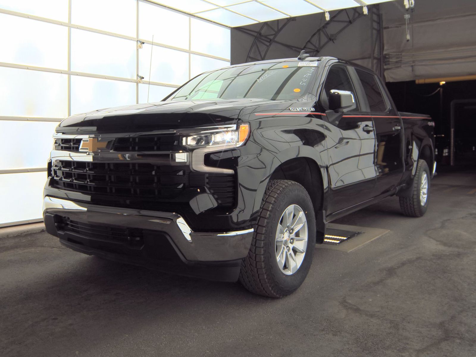 2023 Chevrolet Silverado 1500 LT AWD