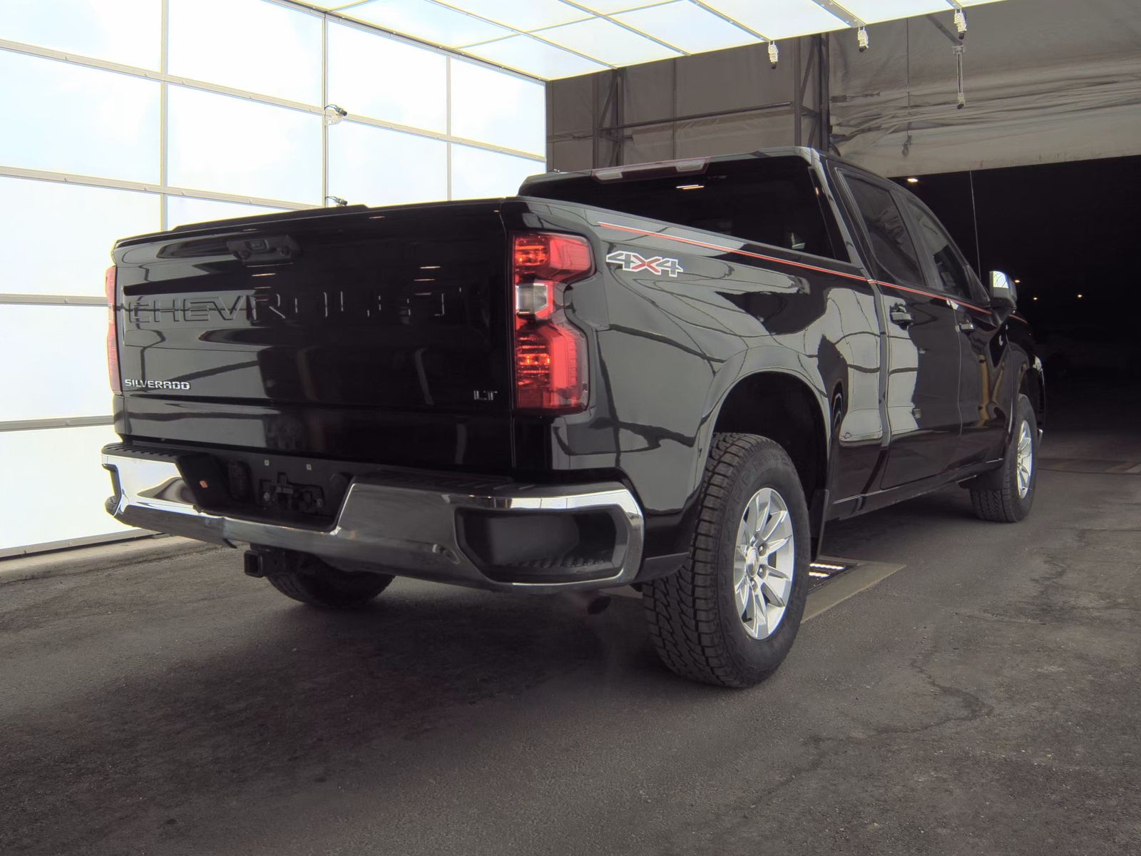 2023 Chevrolet Silverado 1500 LT AWD