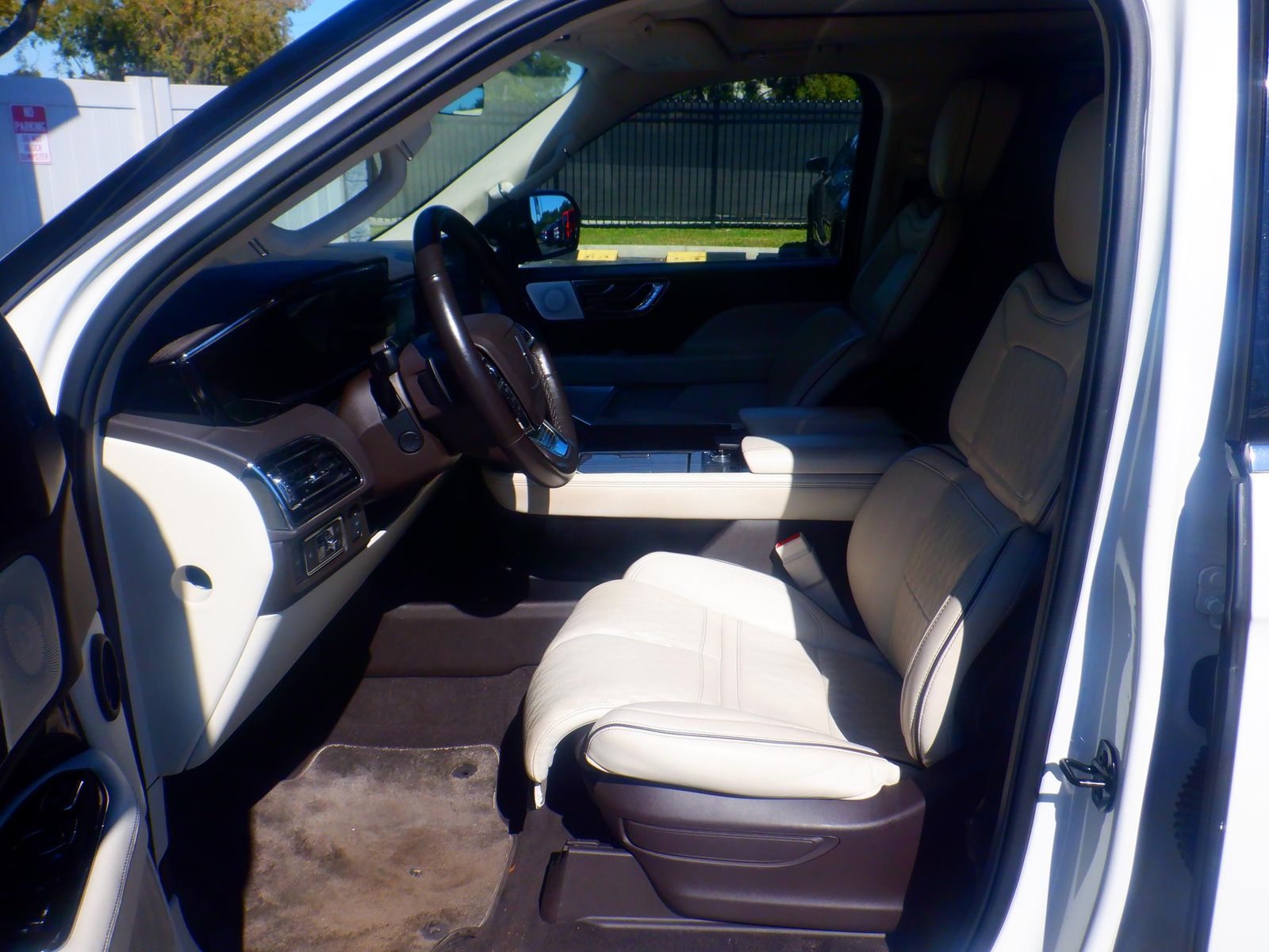 2023 Lincoln Navigator L Black Label AWD