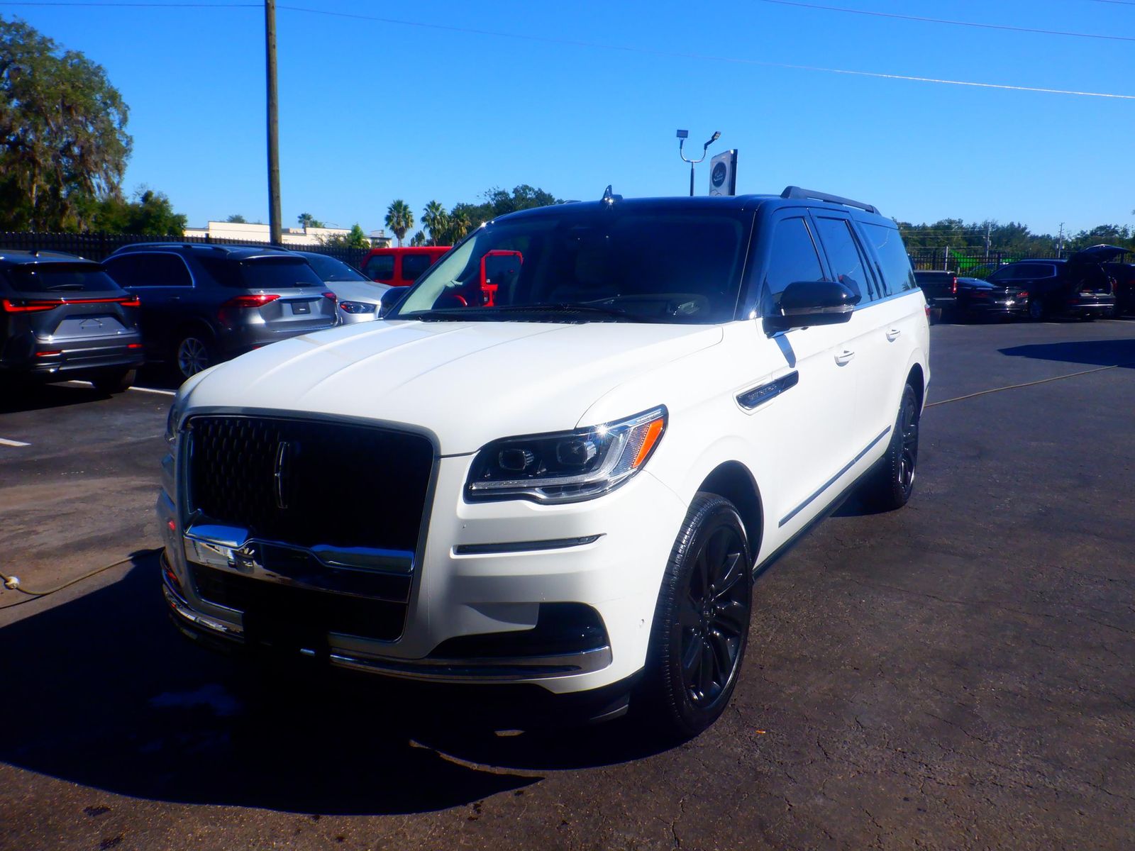 2023 Lincoln Navigator L Black Label AWD