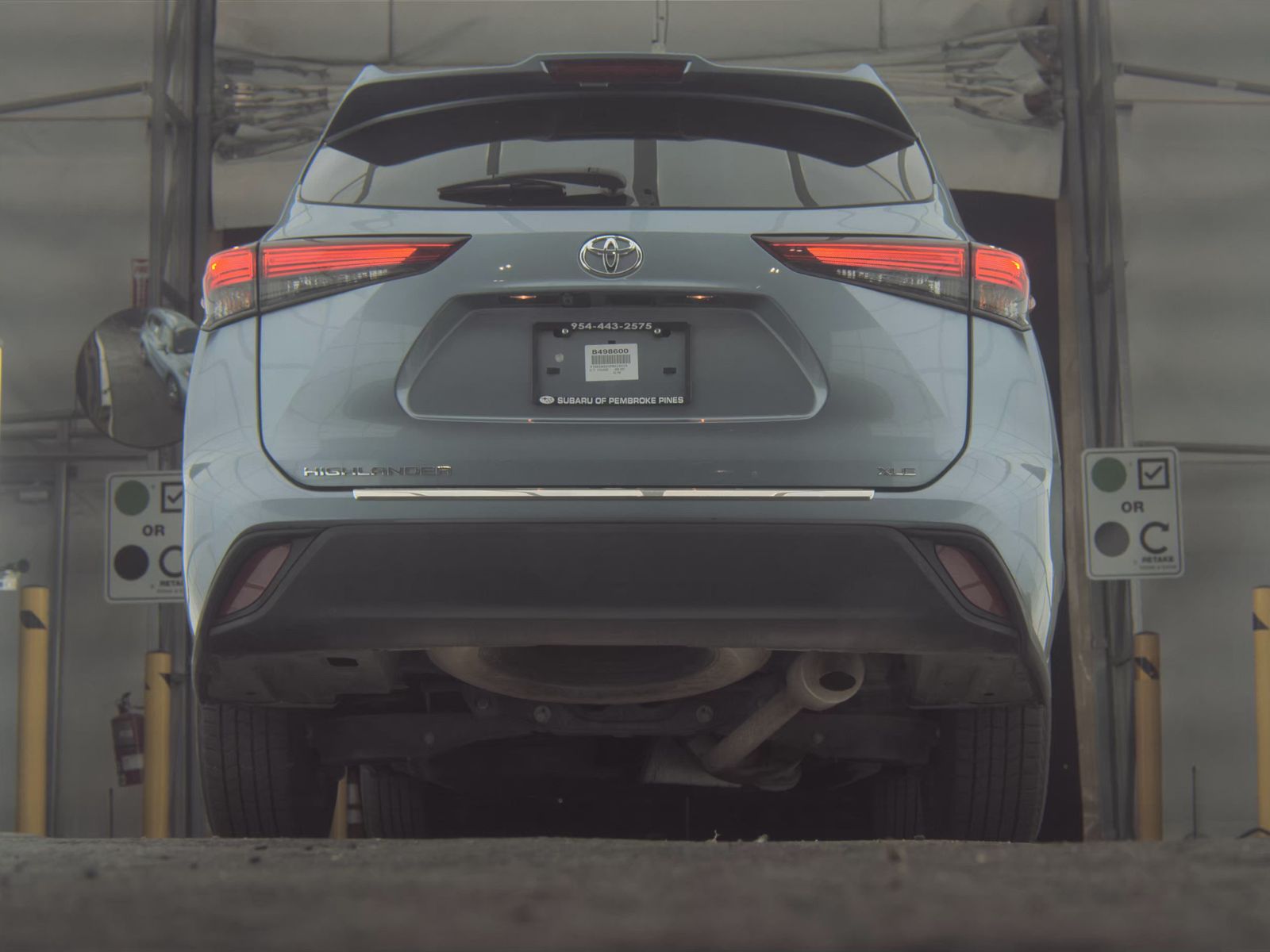 2023 Toyota Highlander XLE FWD