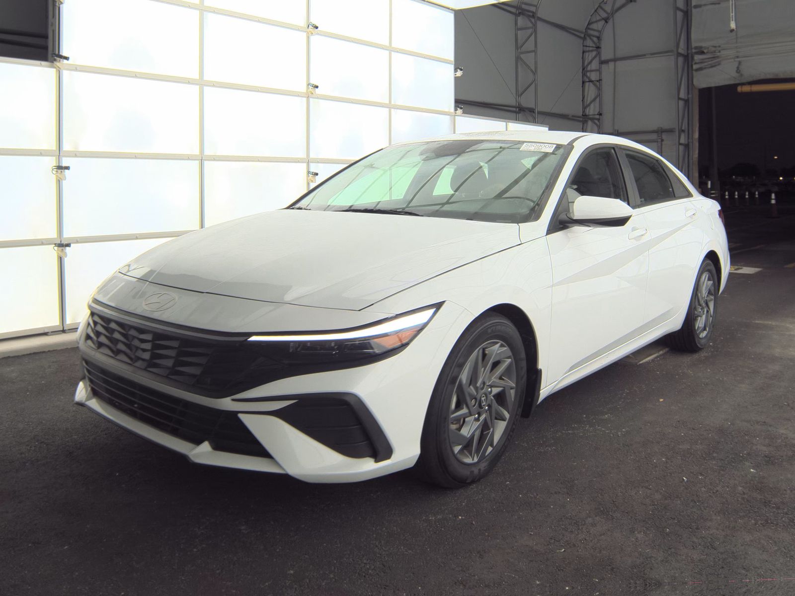 2024 Hyundai Elantra SEL FWD