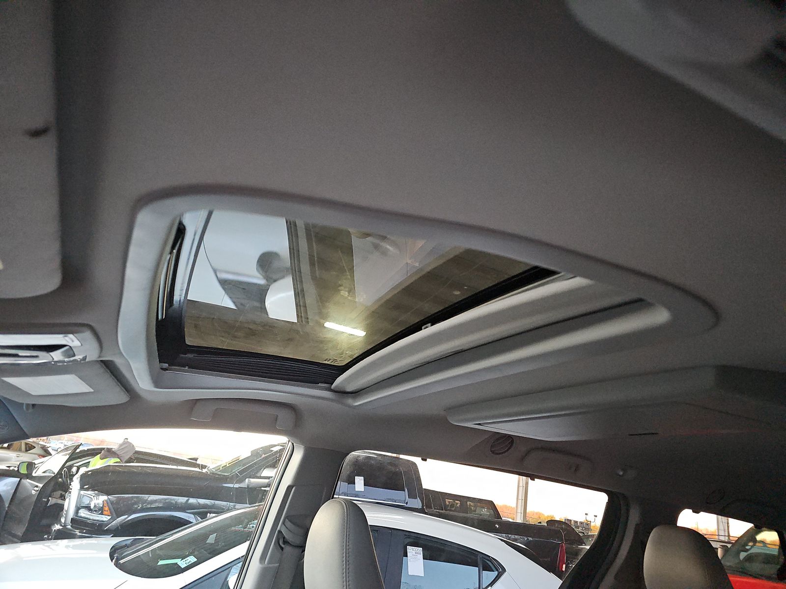 2017 Toyota Sienna XLE Premium FWD