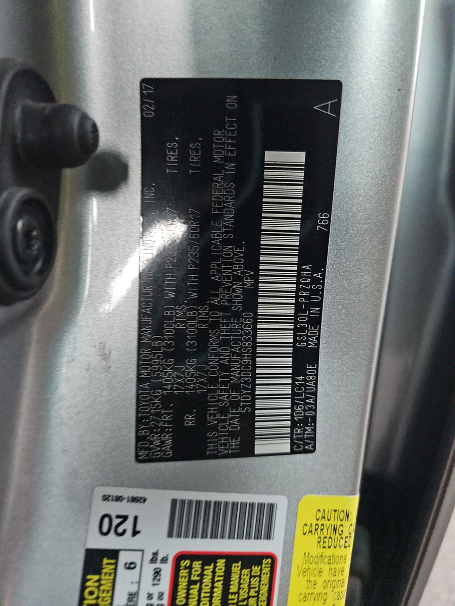 2017 Toyota Sienna XLE Premium FWD