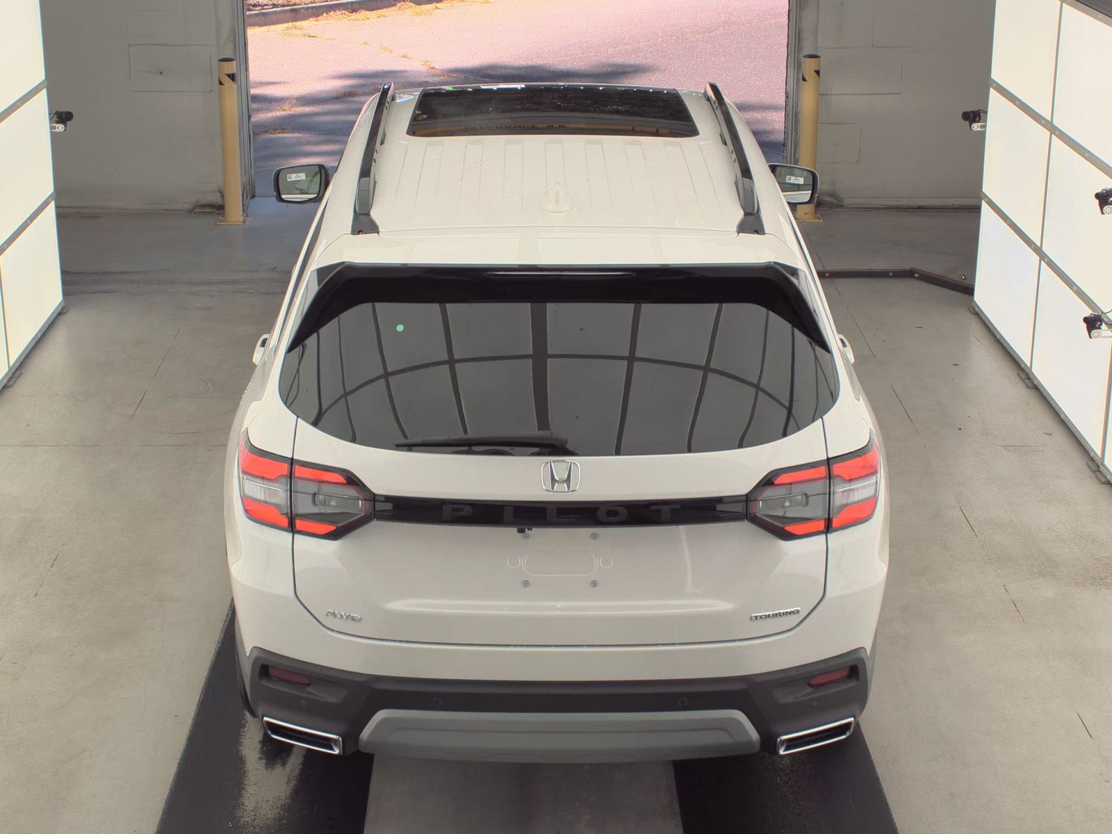 2025 Honda Pilot Touring AWD