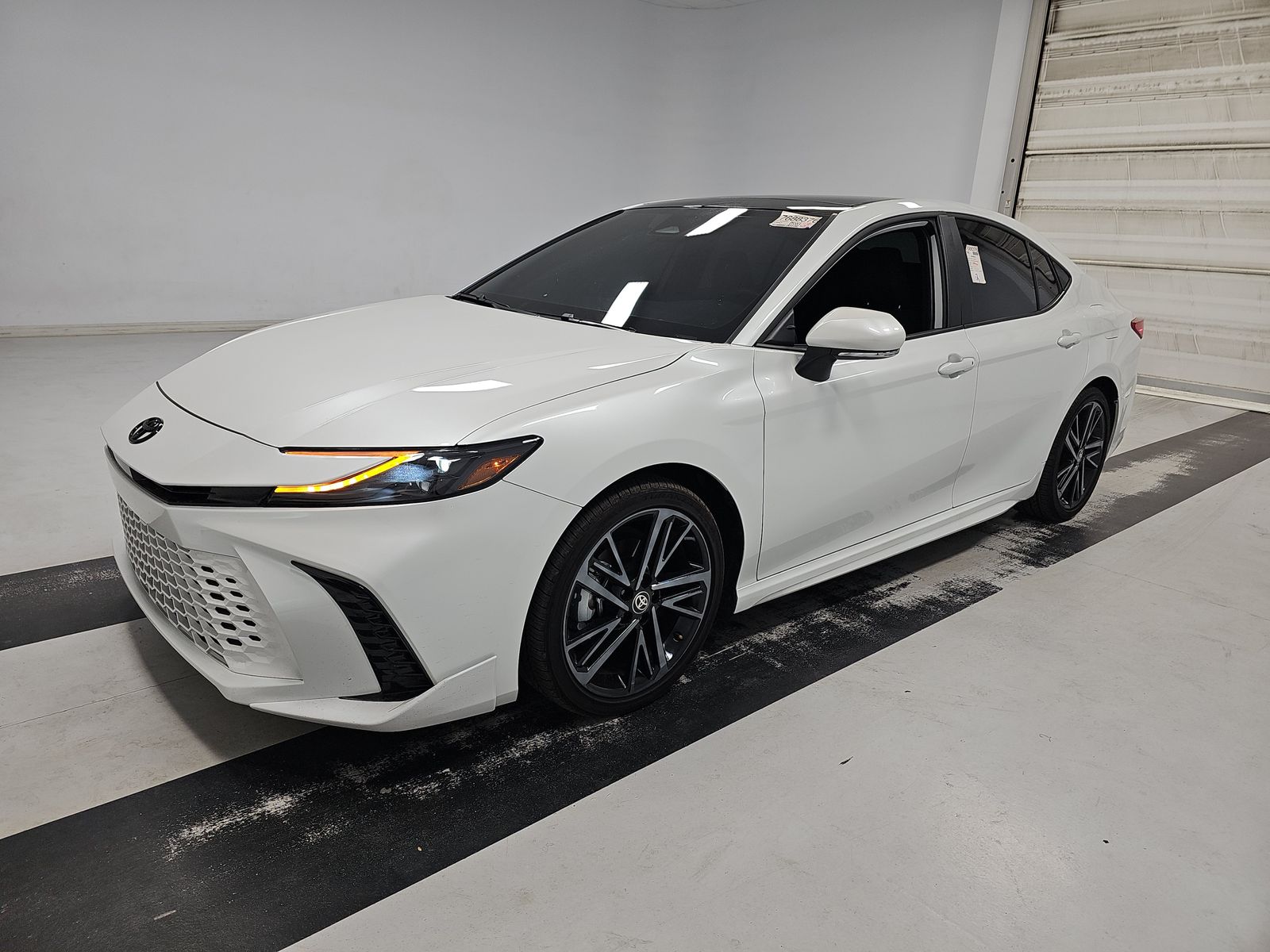 2025 Toyota Camry XSE FWD