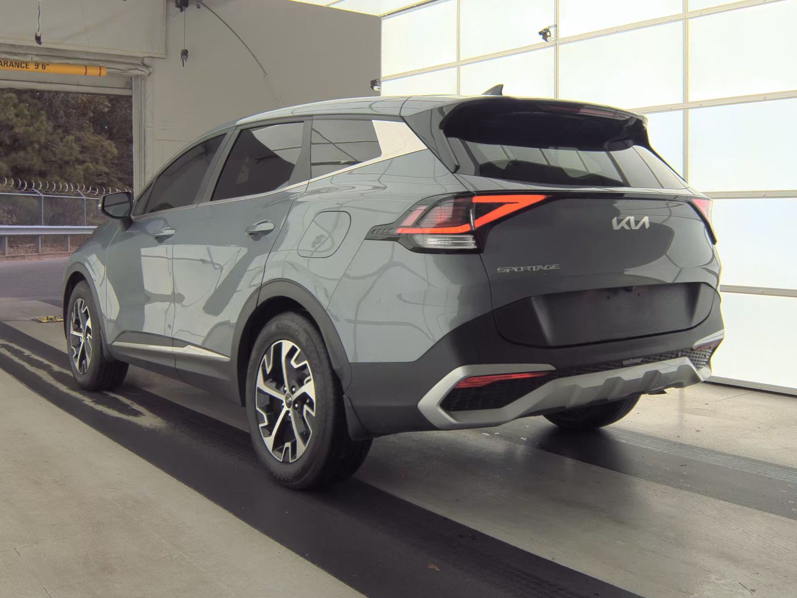 2025 Kia Sportage EX FWD