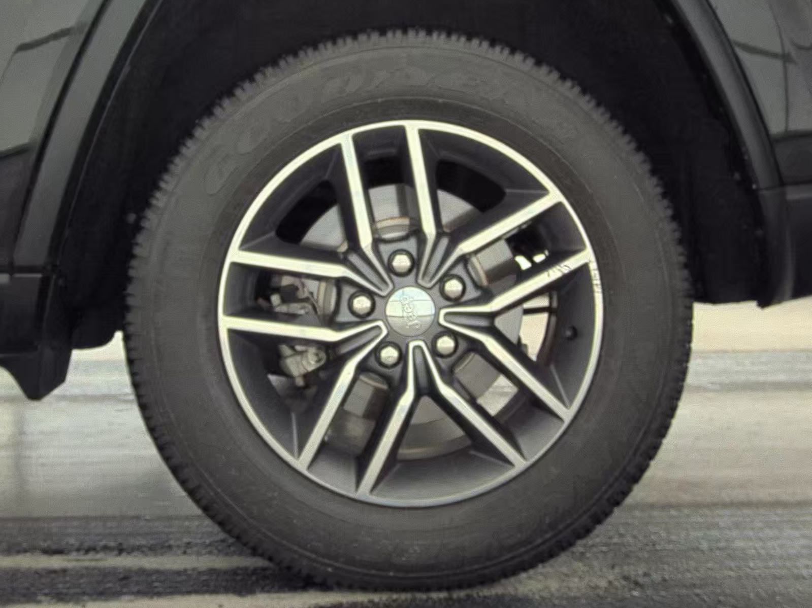 2018 Jeep Grand Cherokee Laredo E Edition AWD