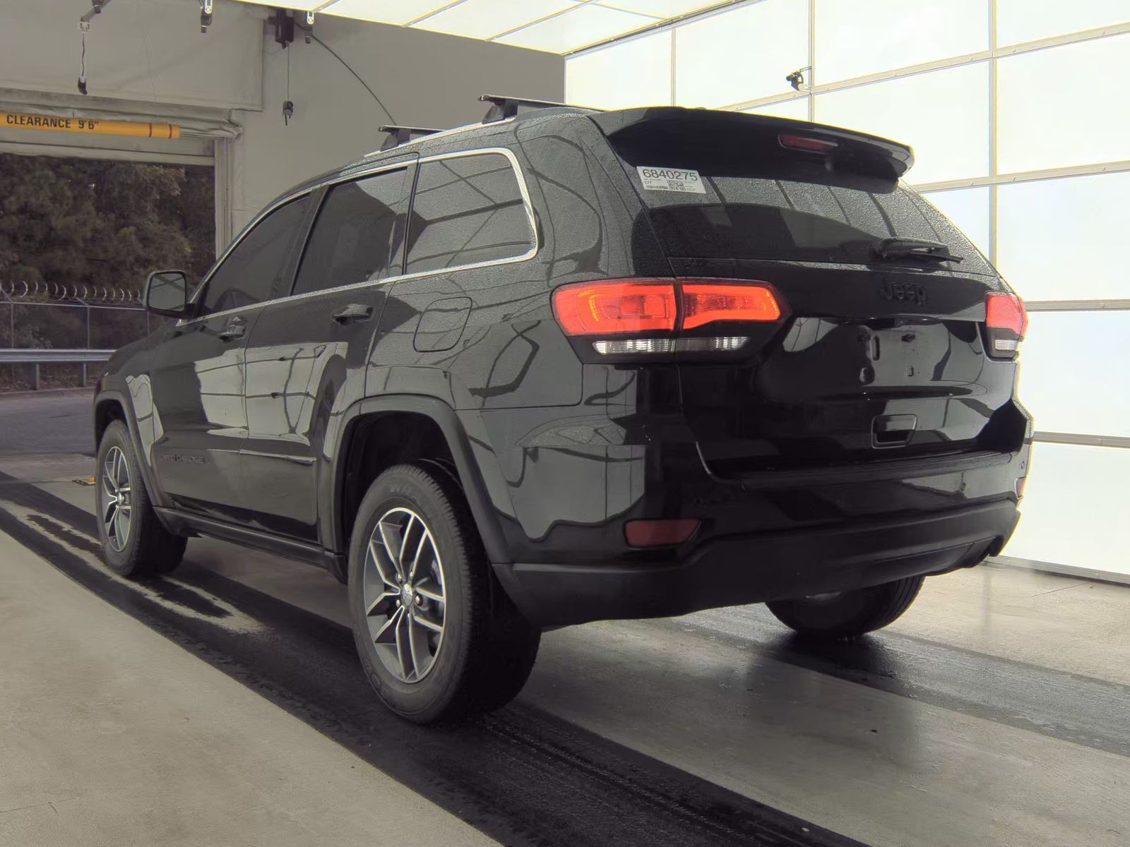 2018 Jeep Grand Cherokee Laredo E Edition AWD