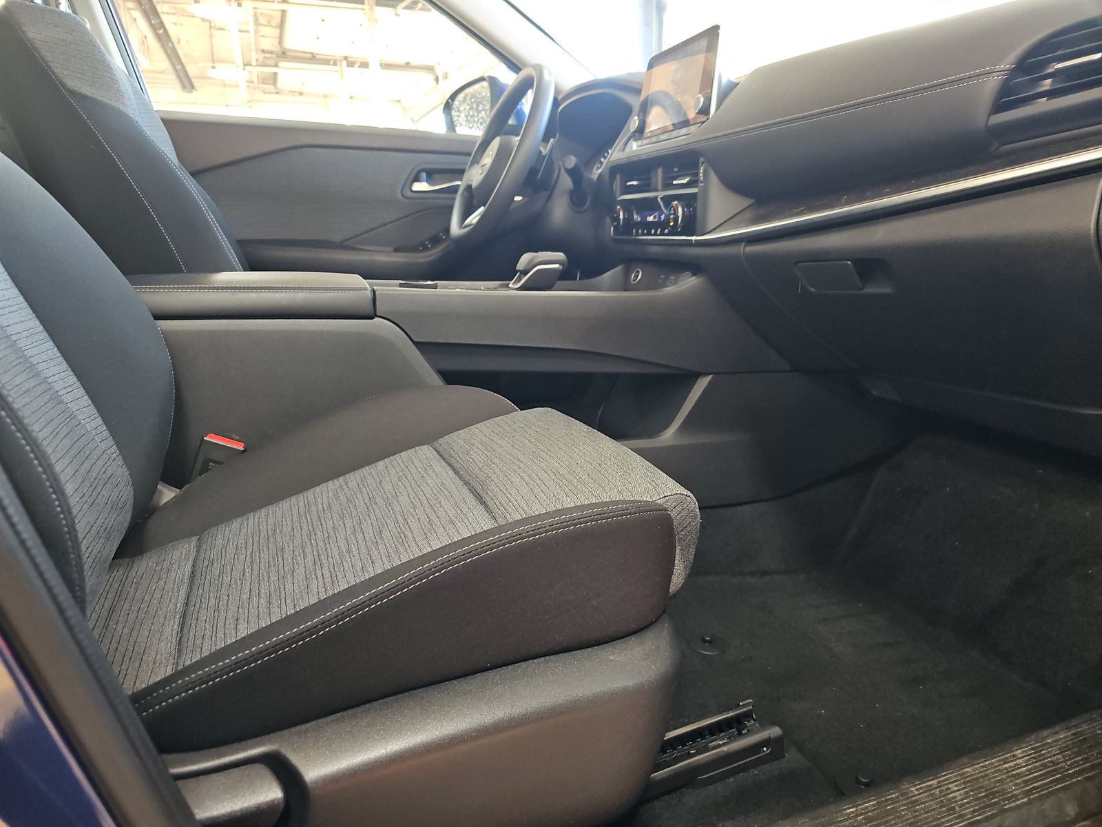 2023 Nissan Rogue SV AWD