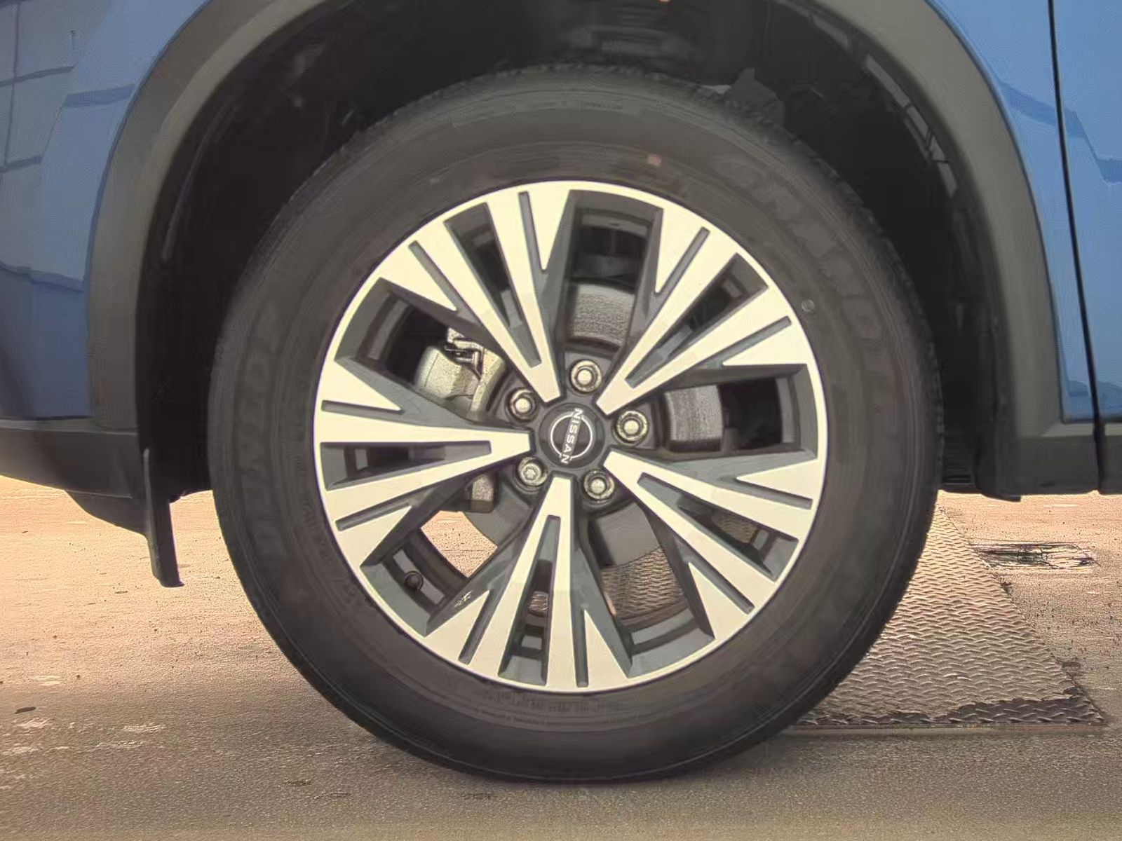 2023 Nissan Rogue SV AWD