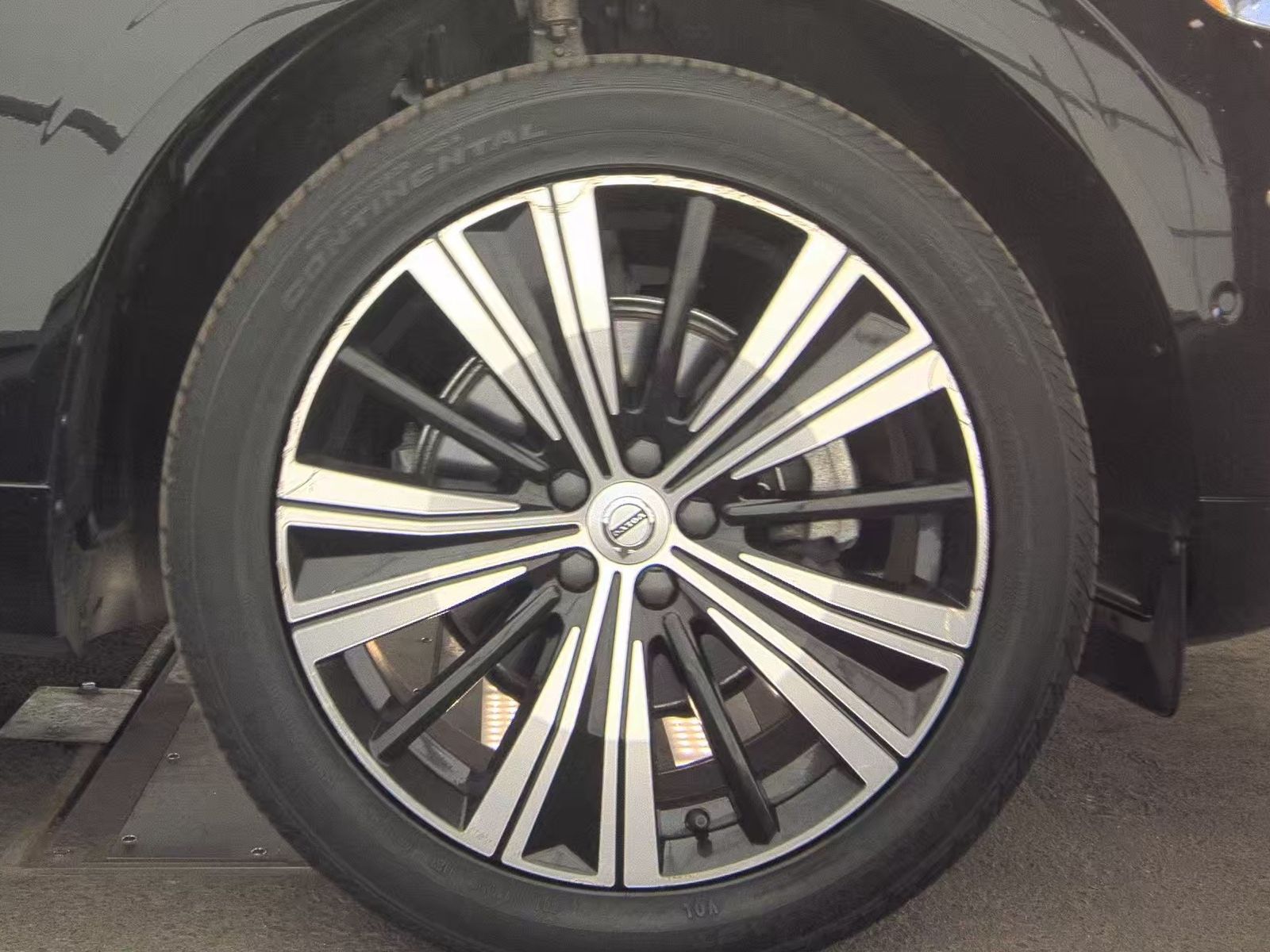 2022 Volvo XC60 B5 Inscription AWD