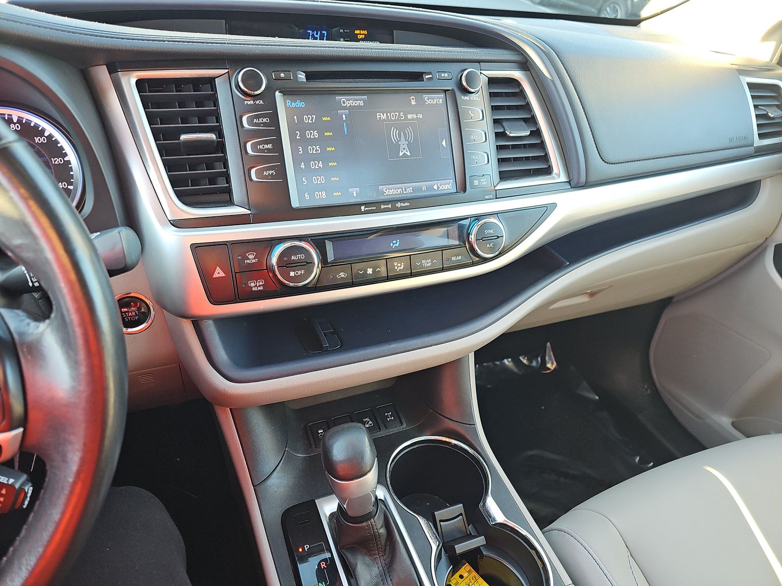 2017 Toyota Highlander XLE AWD