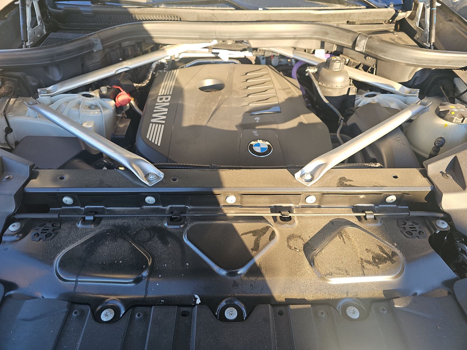 2025 BMW X5 xDrive40i AWD