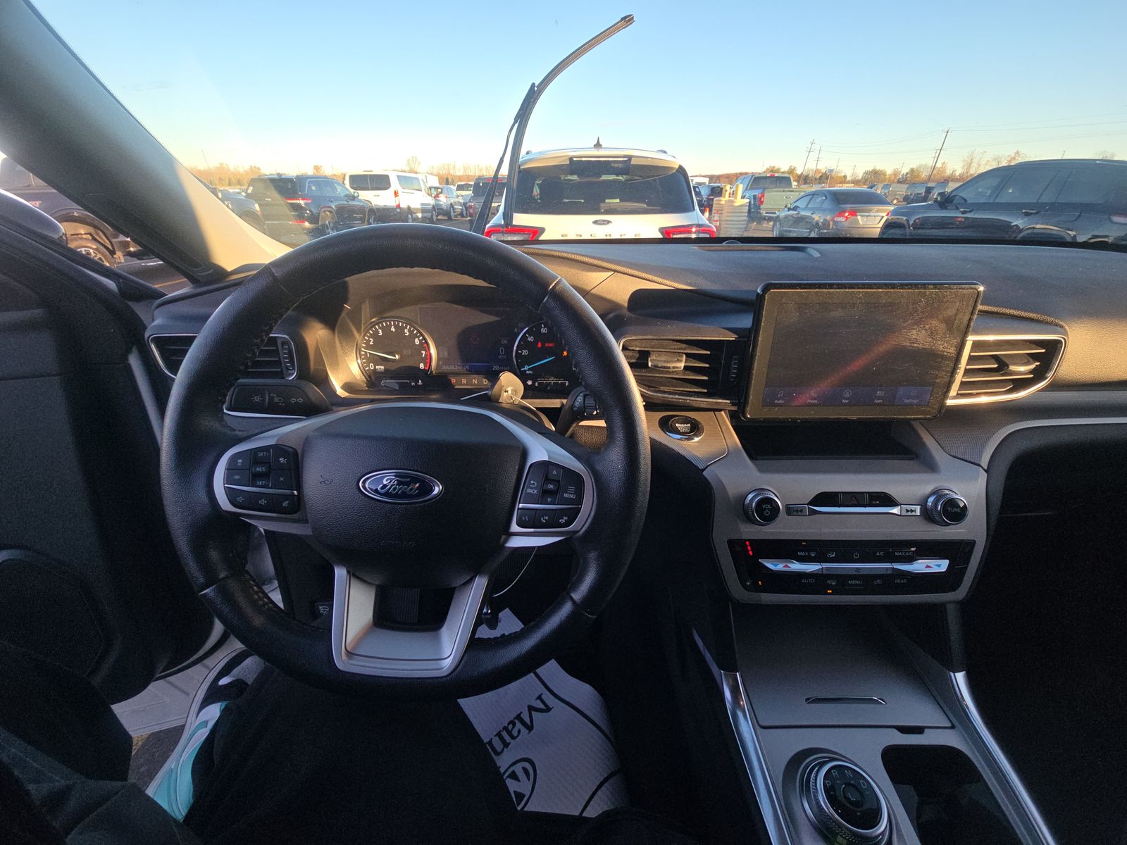 2023 Ford Explorer XLT AWD