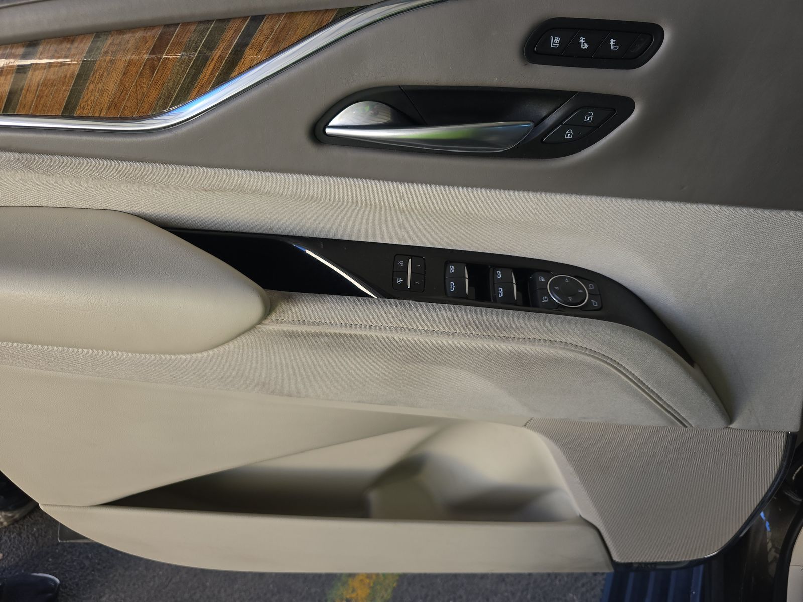 2021 Cadillac Escalade Premium Luxury Platinum AWD