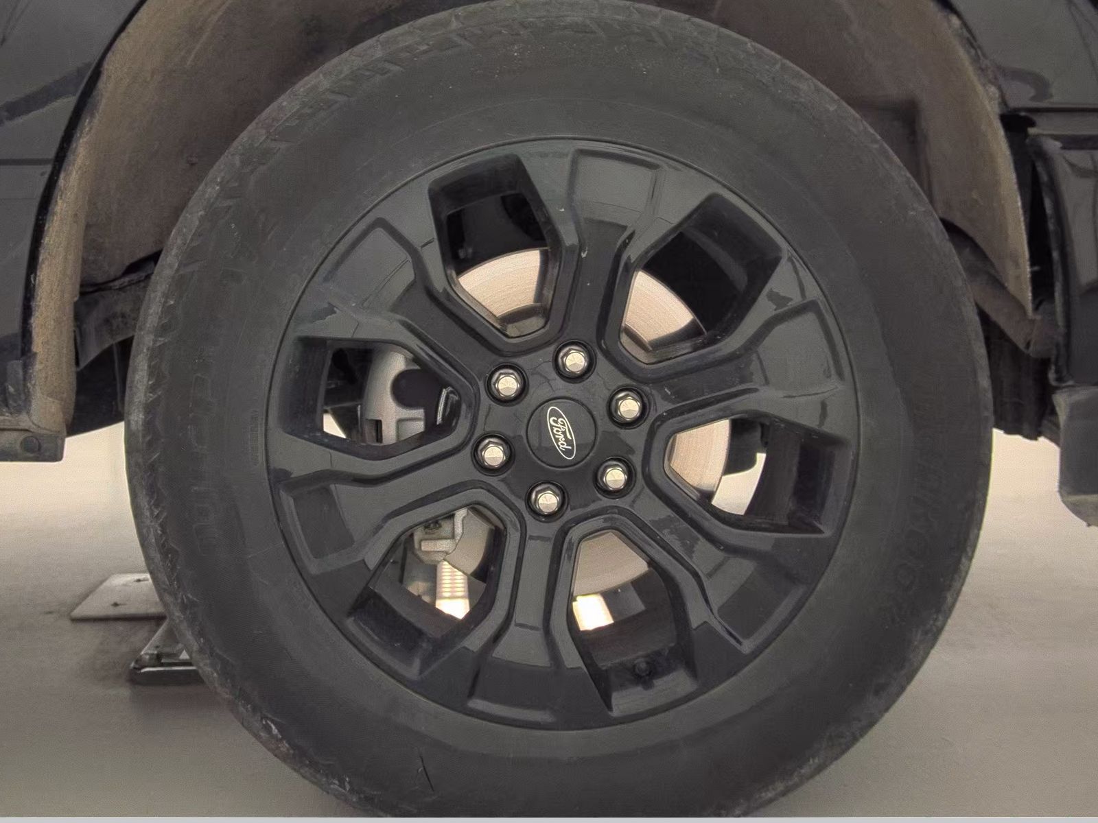 2023 Ford F-150 Lariat AWD