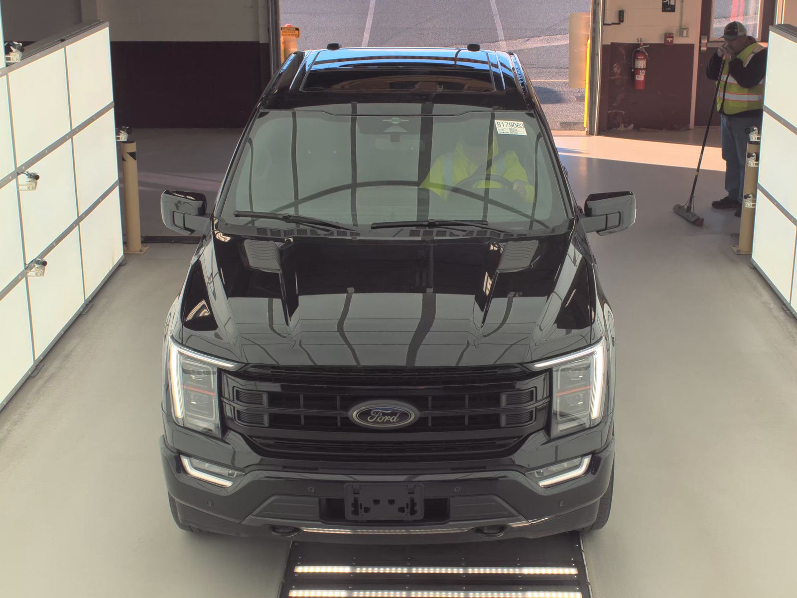 2023 Ford F-150 Lariat AWD