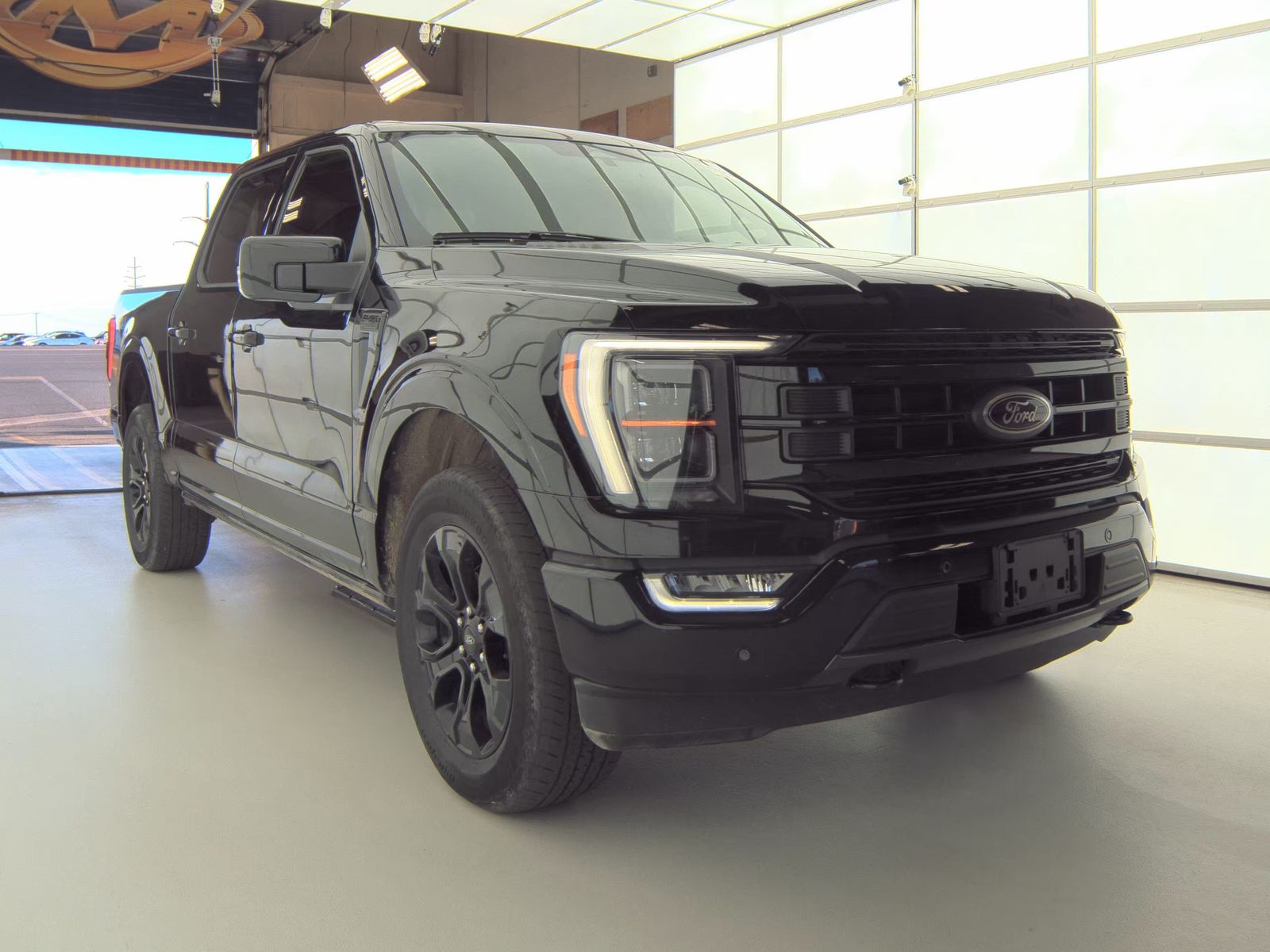 2023 Ford F-150 Lariat AWD