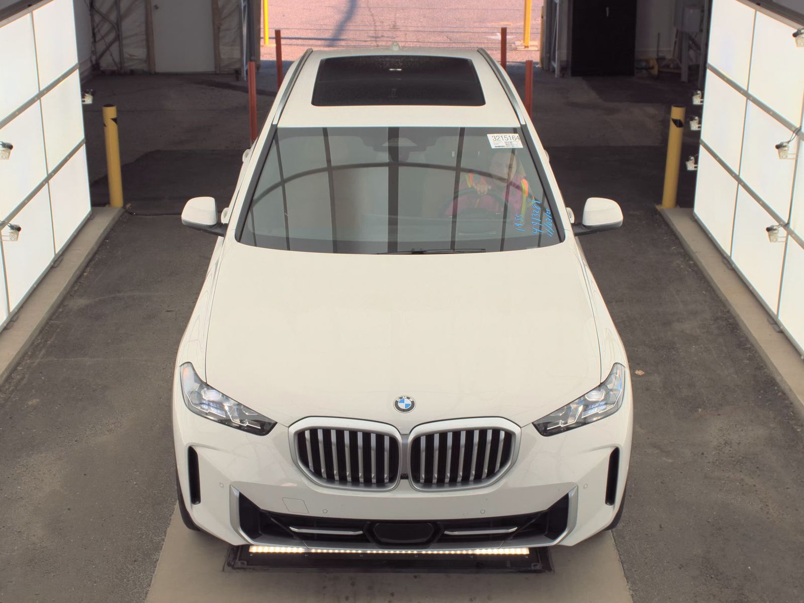 2025 BMW X5 xDrive40i AWD