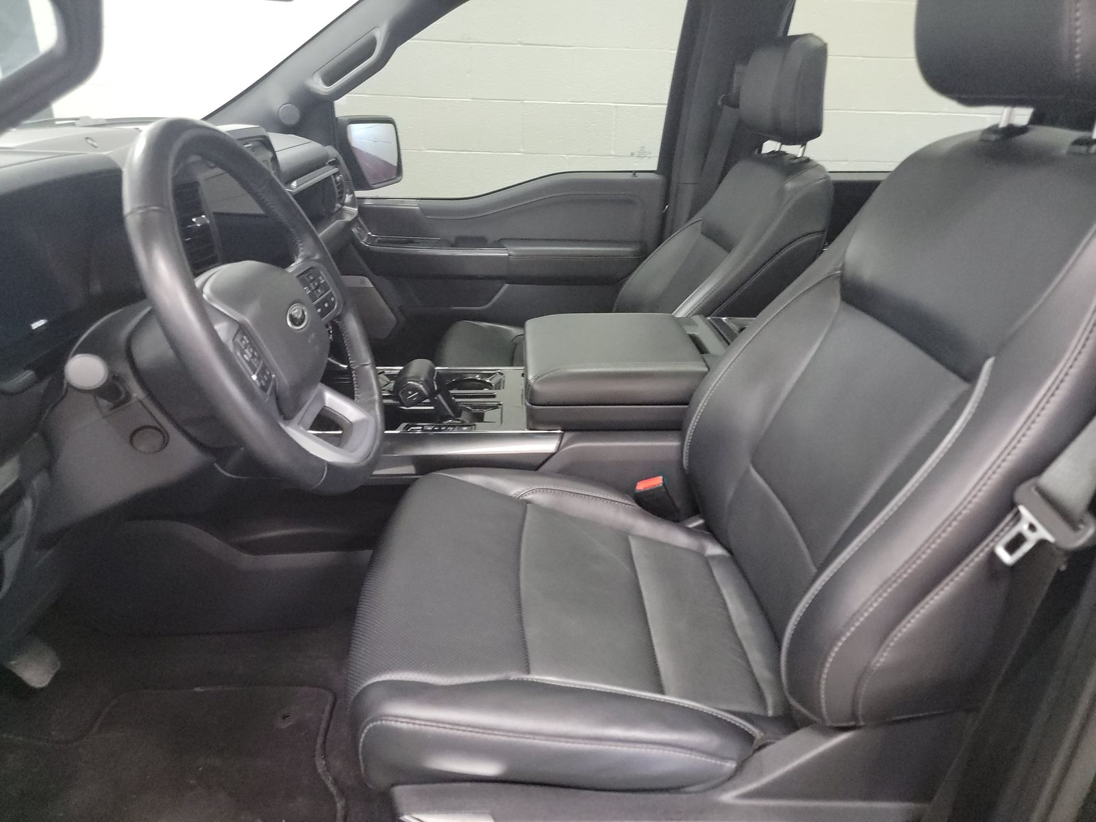 2023 Ford F-150 Lariat AWD