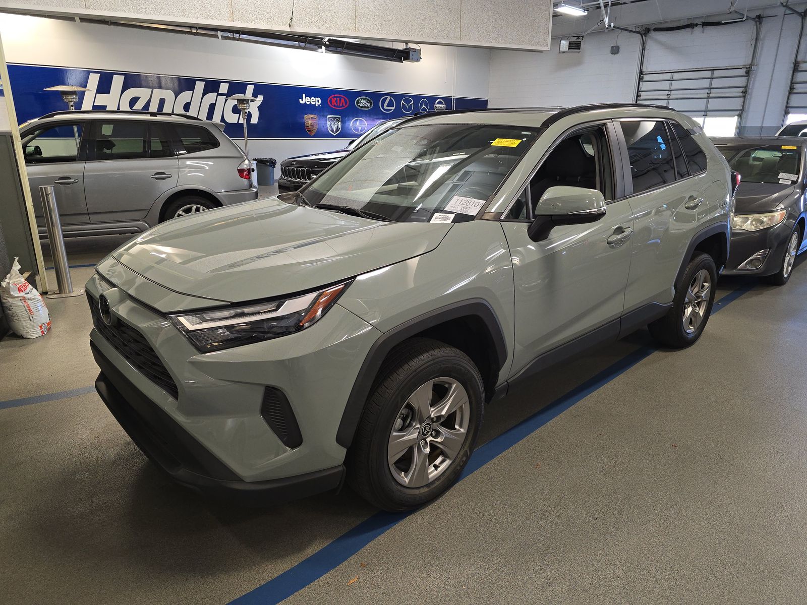 2022 Toyota RAV4 XLE FWD