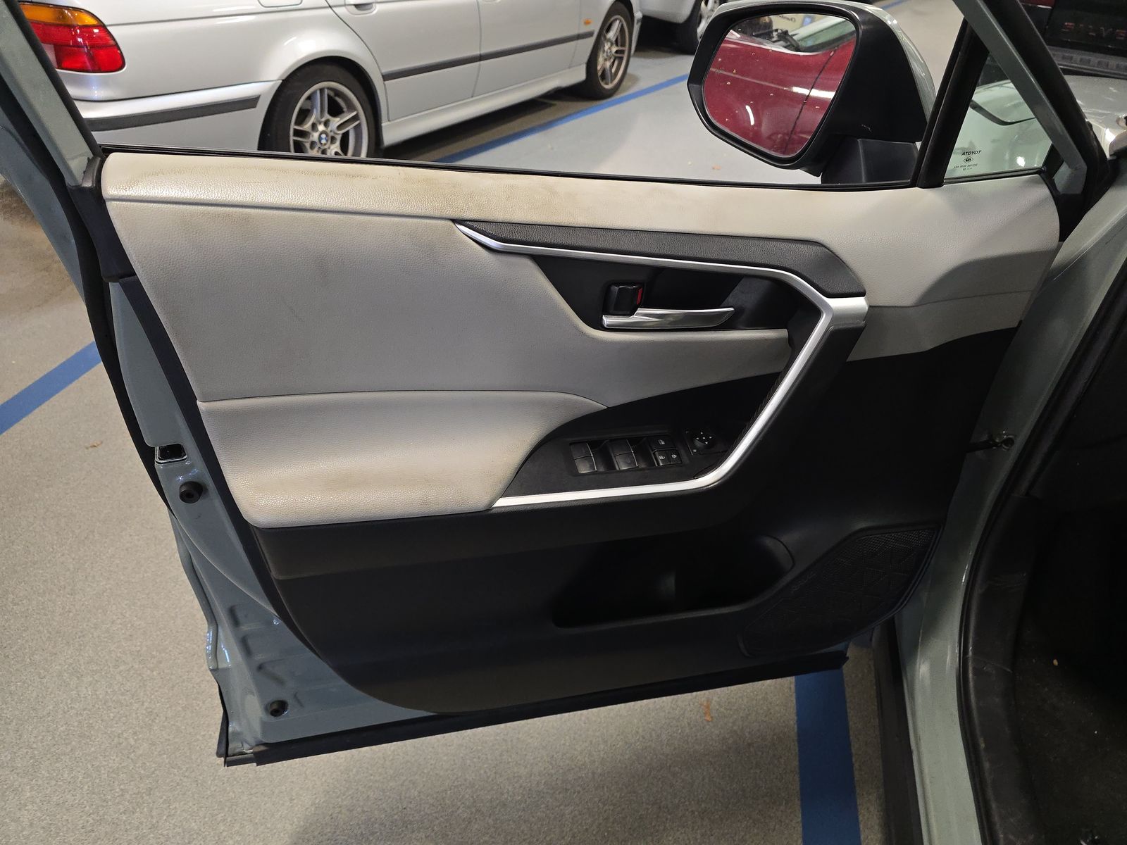 2022 Toyota RAV4 XLE FWD