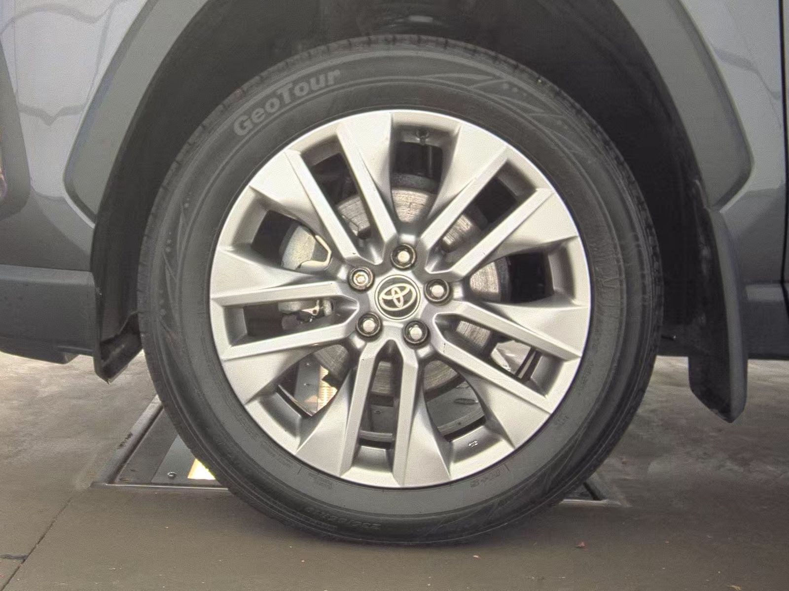 2023 Toyota RAV4 XLE Premium AWD