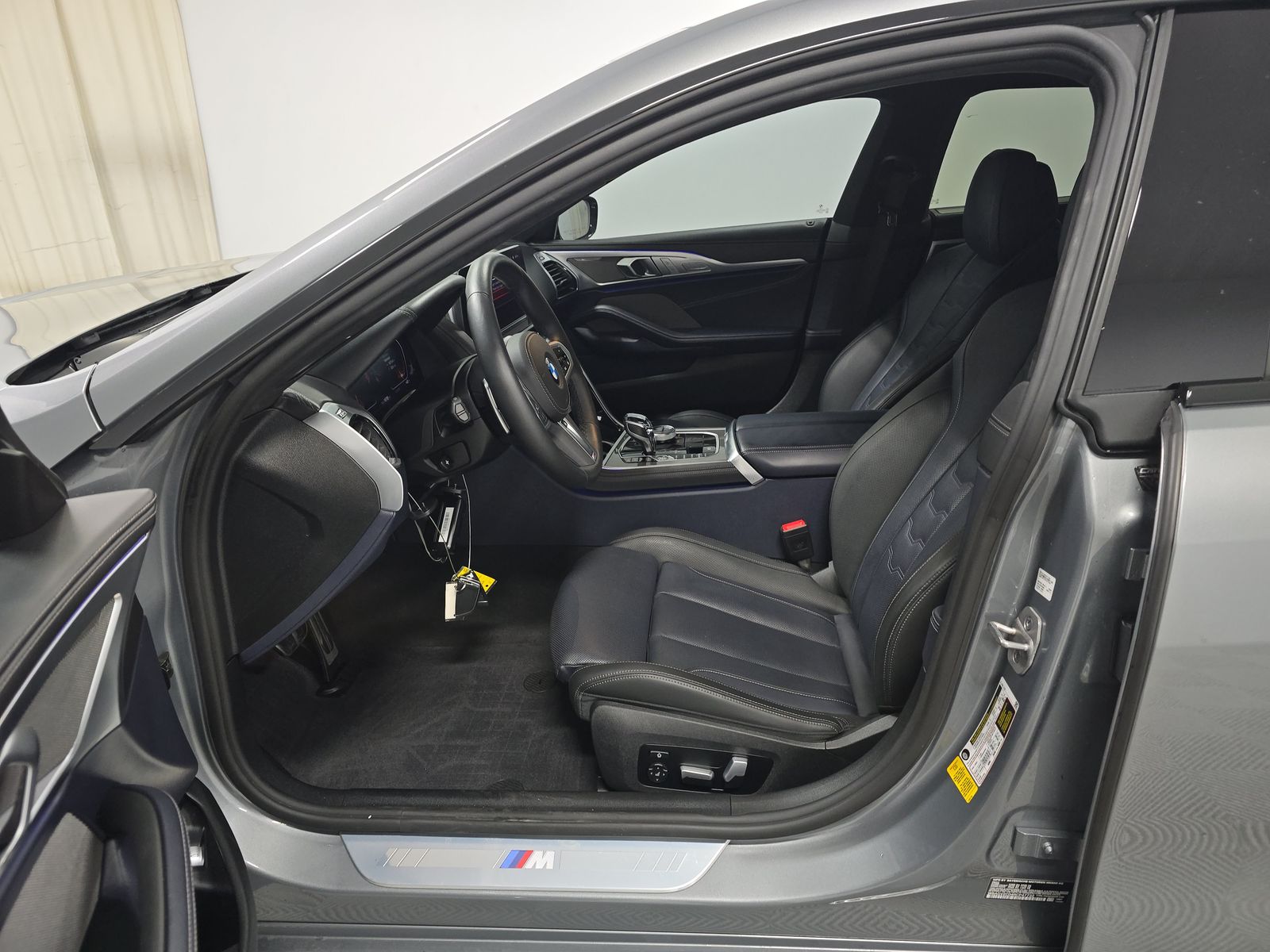 2024 BMW 8 Series 840i RWD