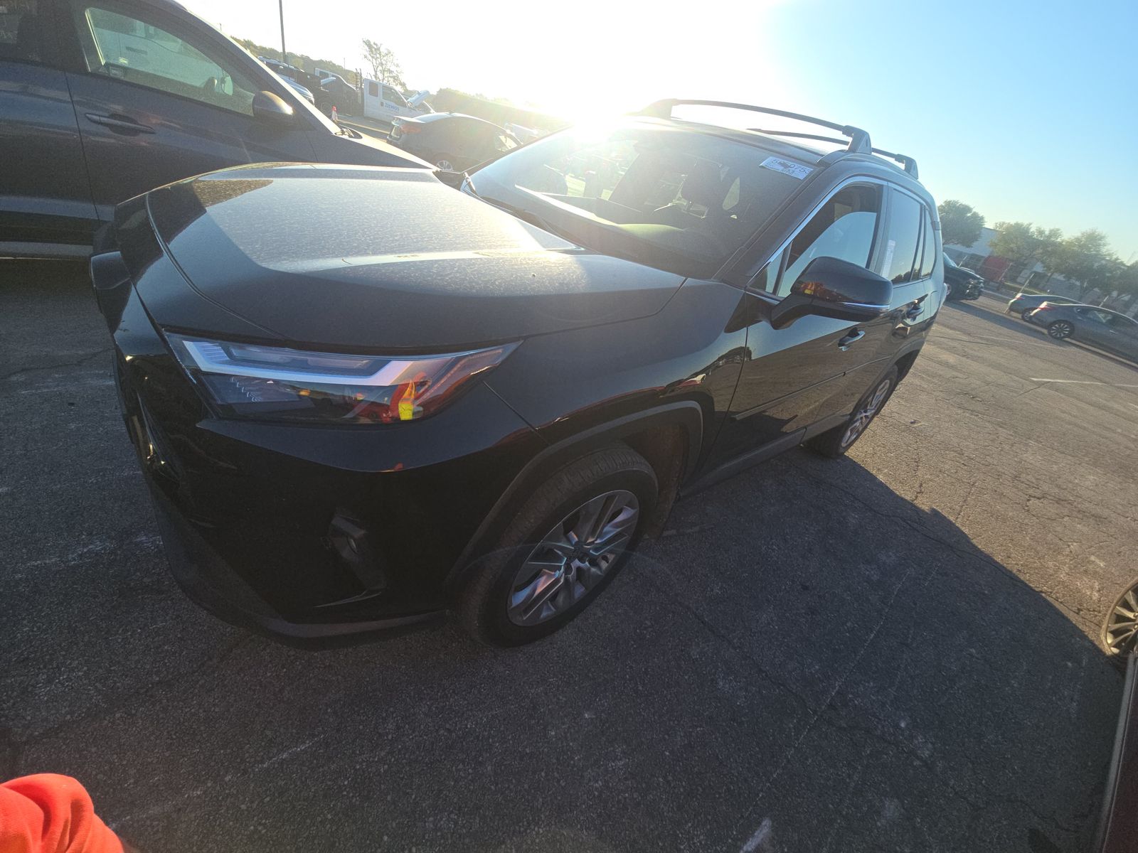 2023 Toyota RAV4 XLE Premium FWD