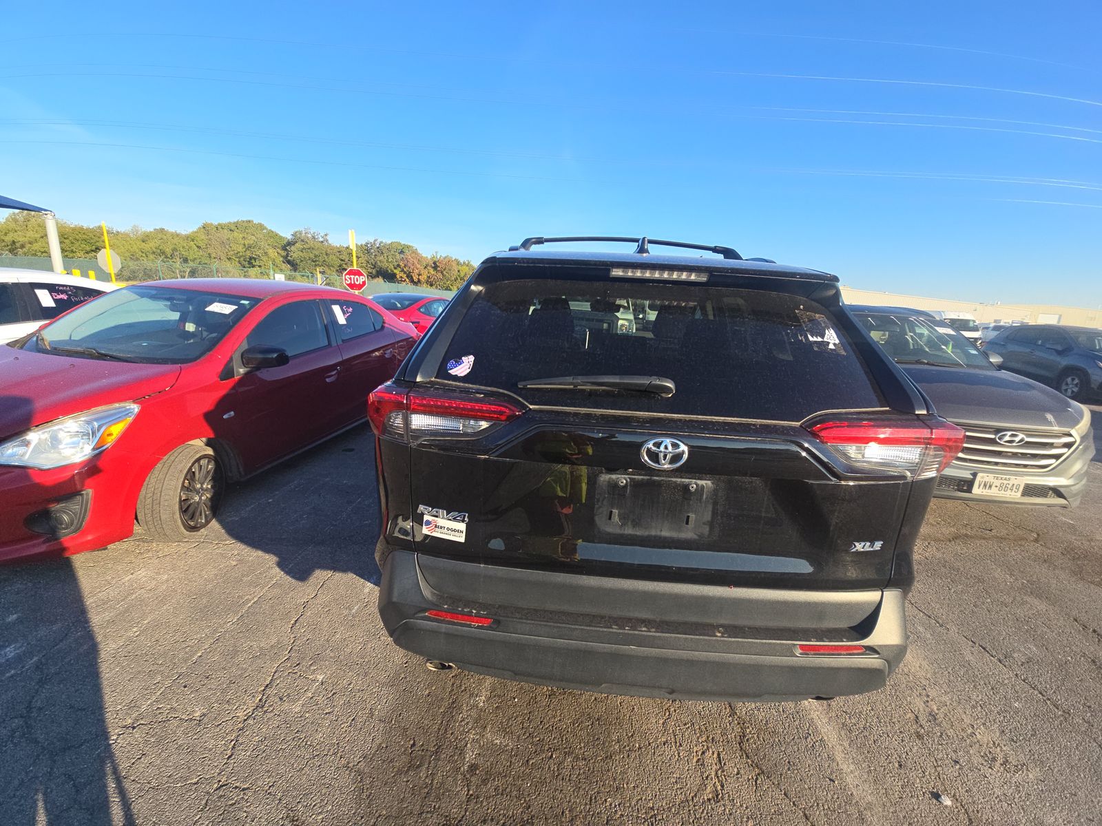 2023 Toyota RAV4 XLE Premium FWD