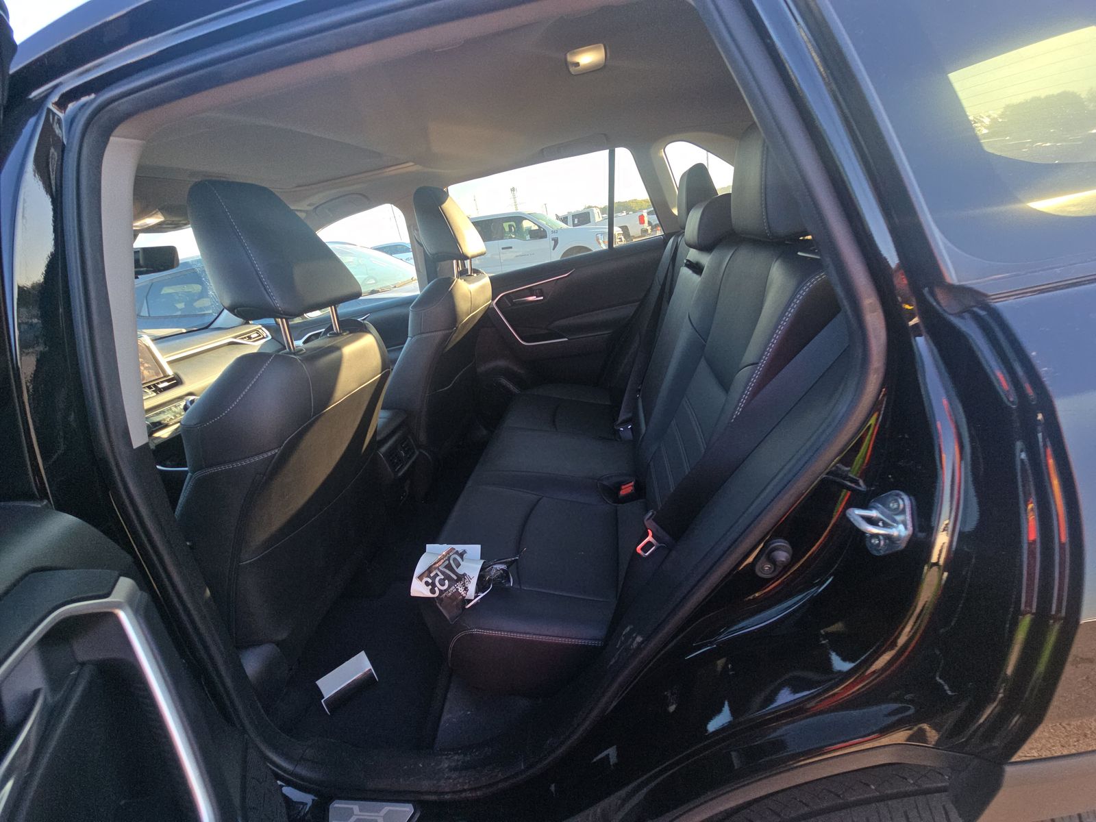 2023 Toyota RAV4 XLE Premium FWD