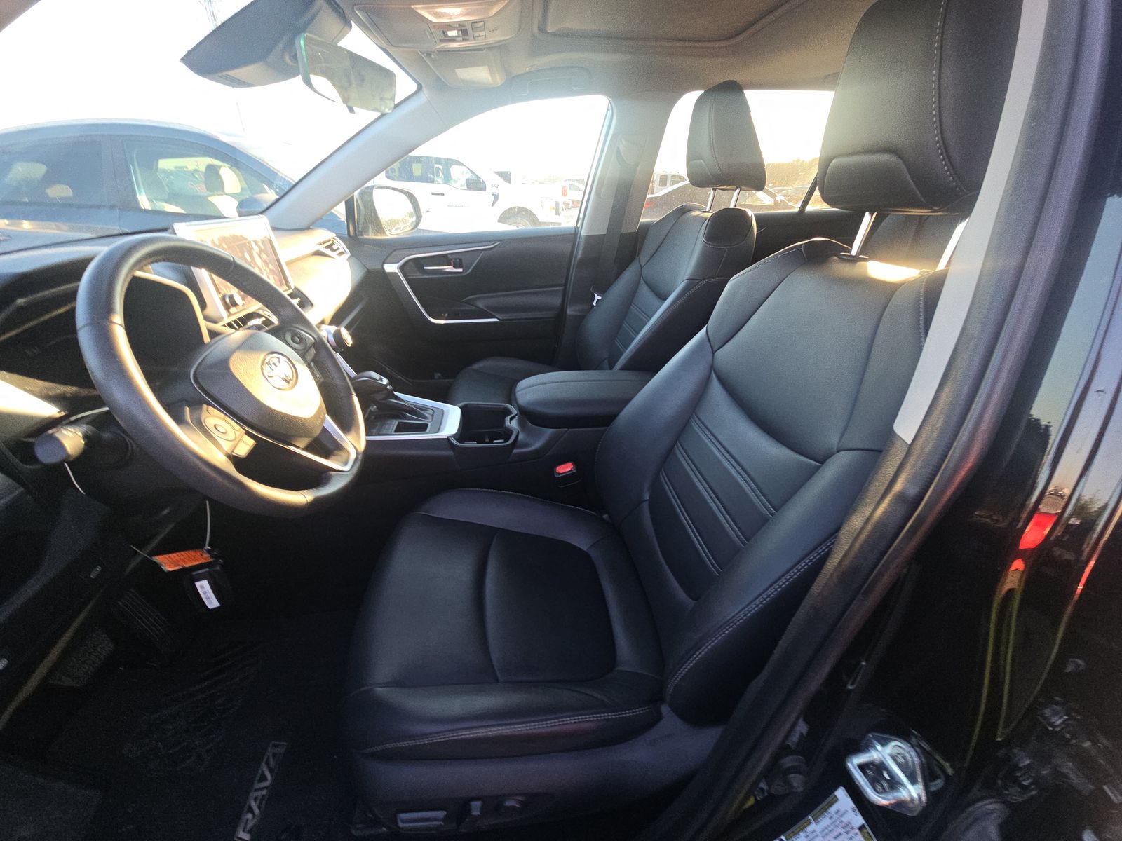 2023 Toyota RAV4 XLE Premium FWD