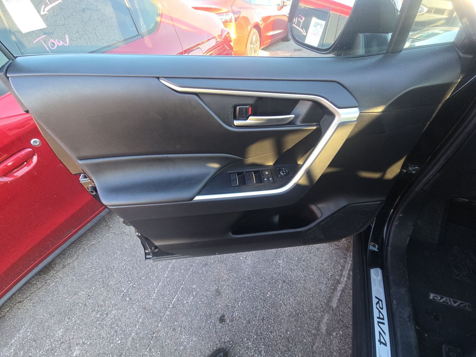 2023 Toyota RAV4 XLE Premium FWD