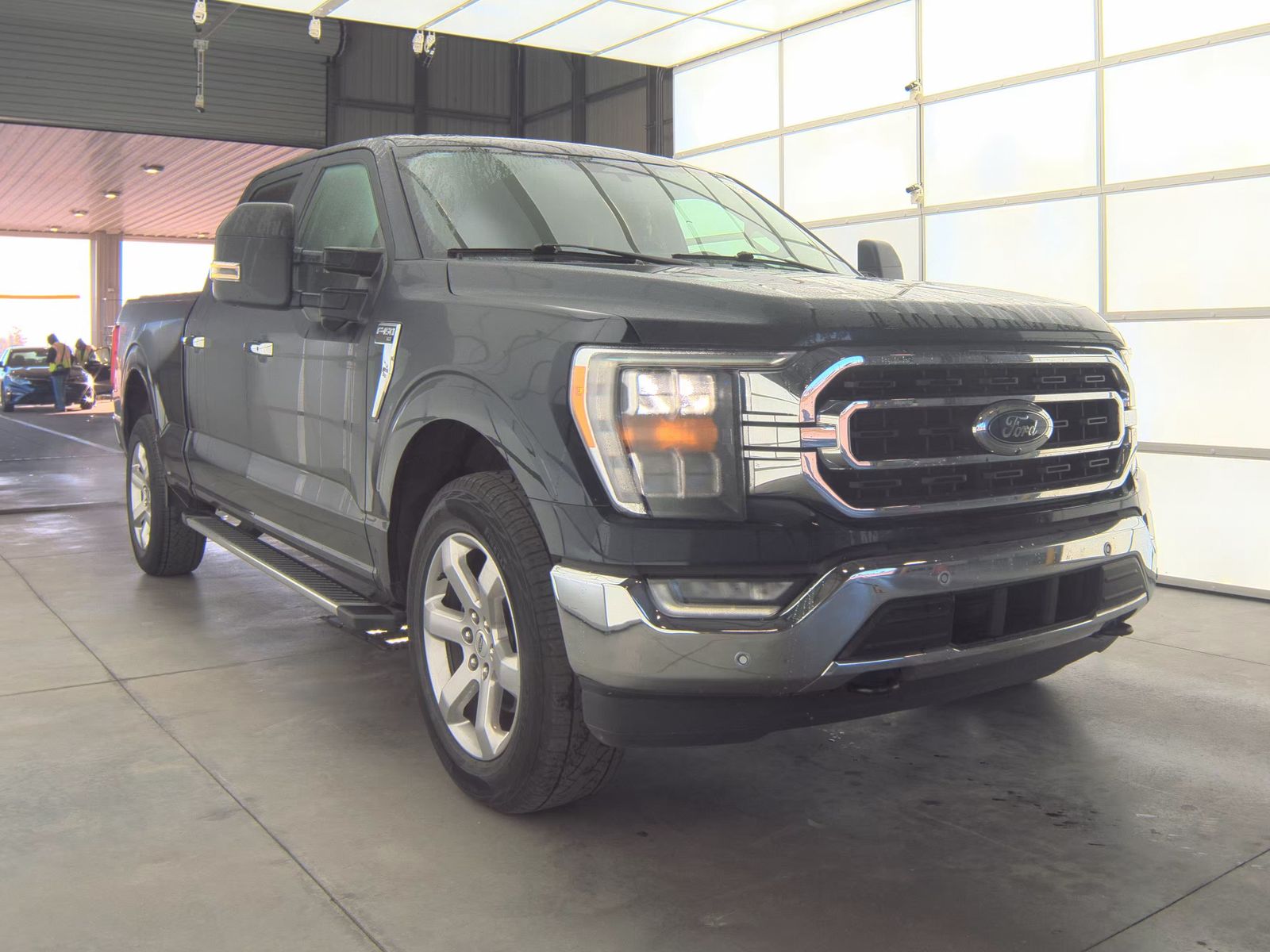 2023 Ford F-150 XLT AWD