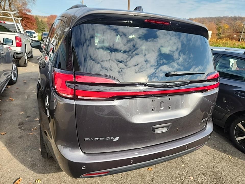 2023 Chrysler Pacifica Touring L AWD