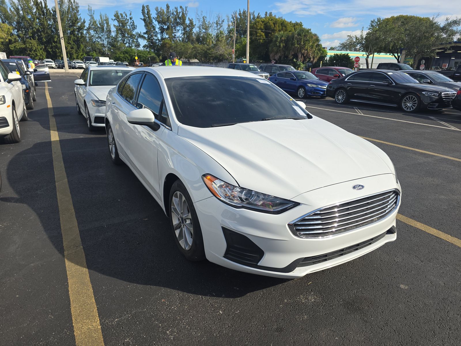 2020 Ford Fusion SE FWD